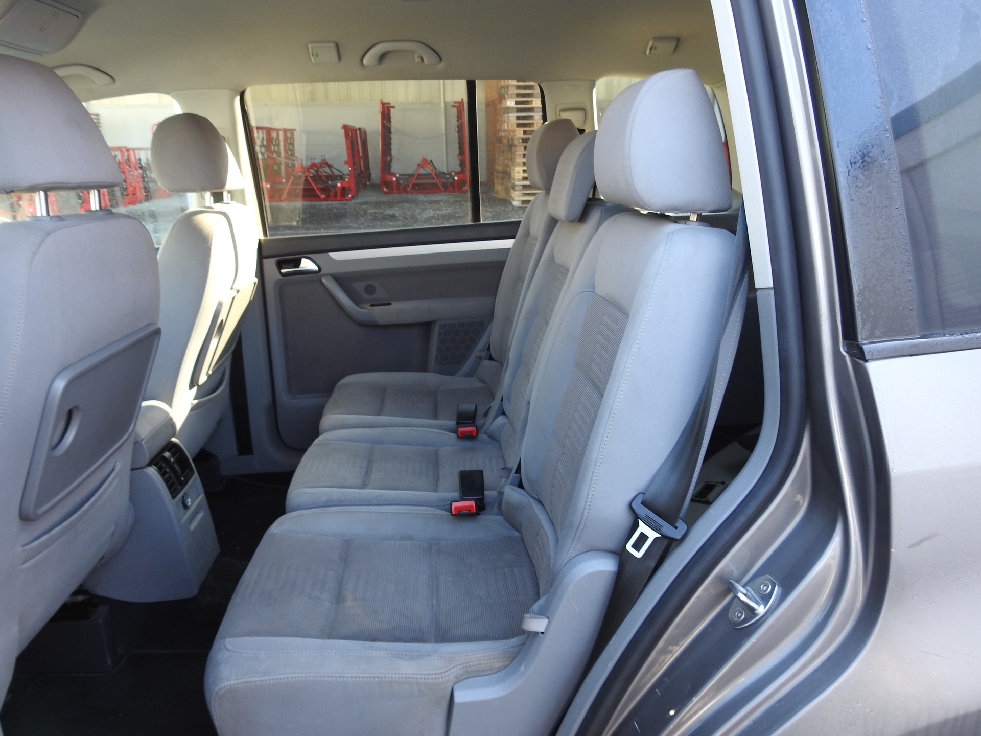 VW Touran 1.4 TSI Conceptline-image-12