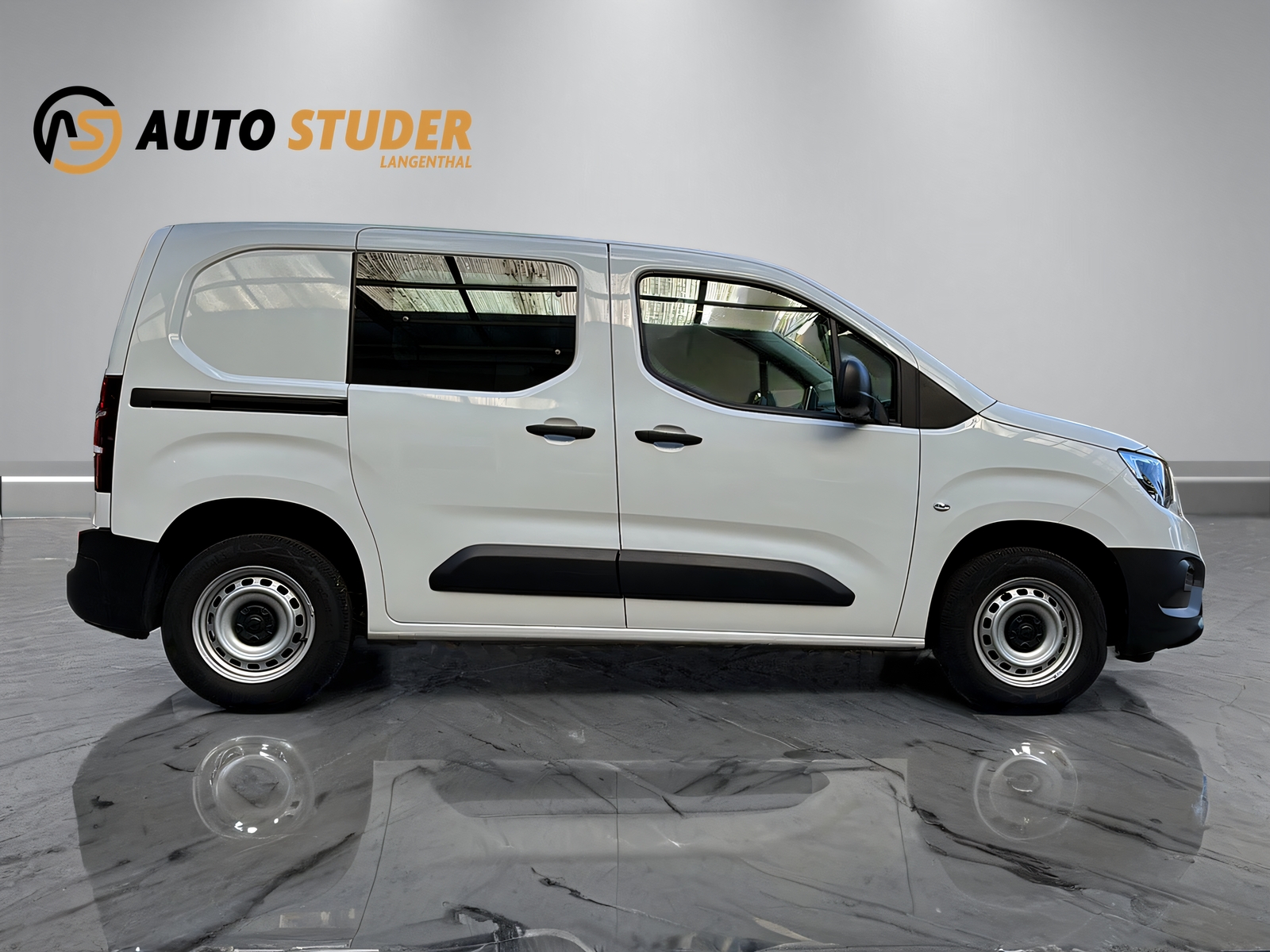OPEL Combo Cargo 1.2 2.0 t-showroom-element-3
