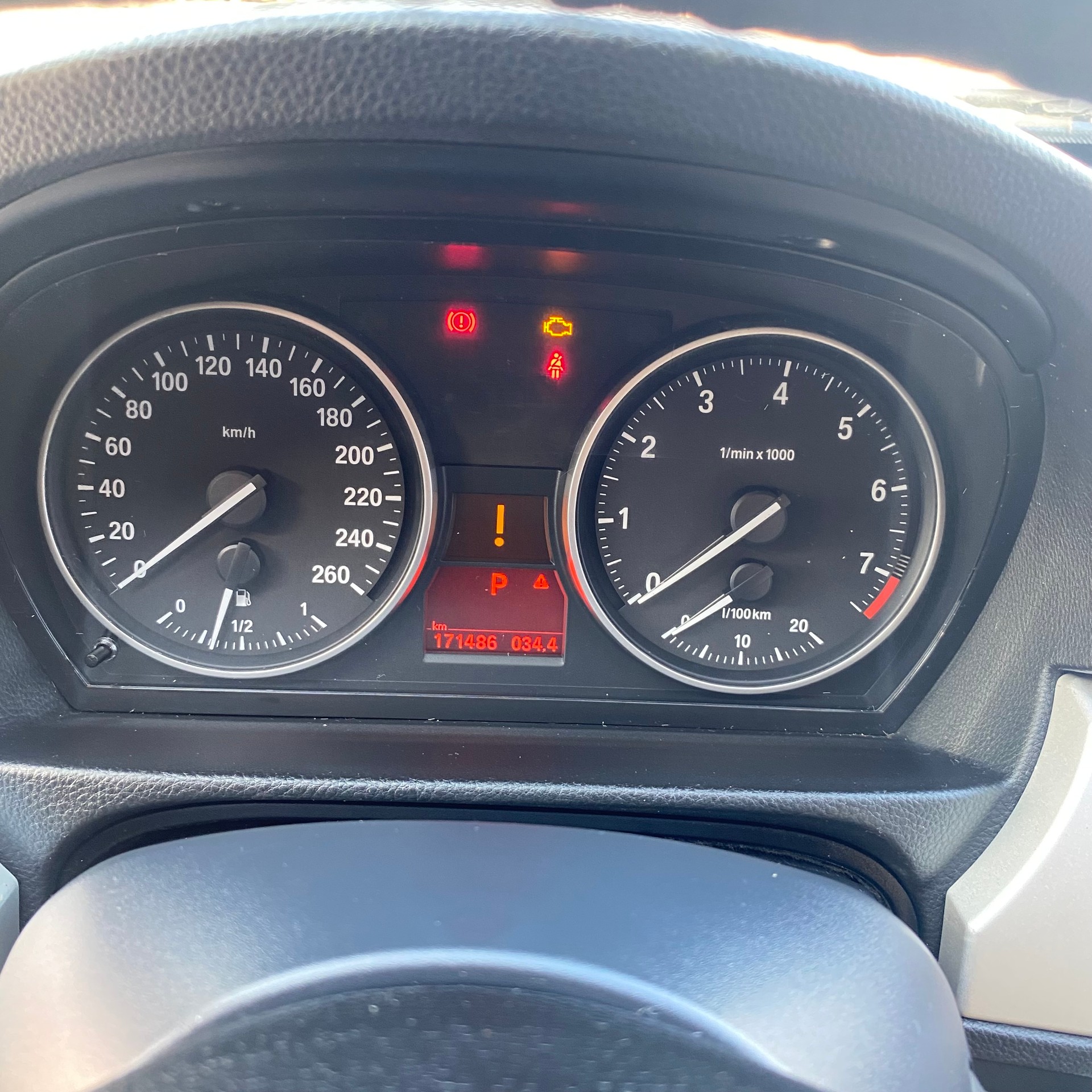BMW 330i x-Drive Steptronic-image-12