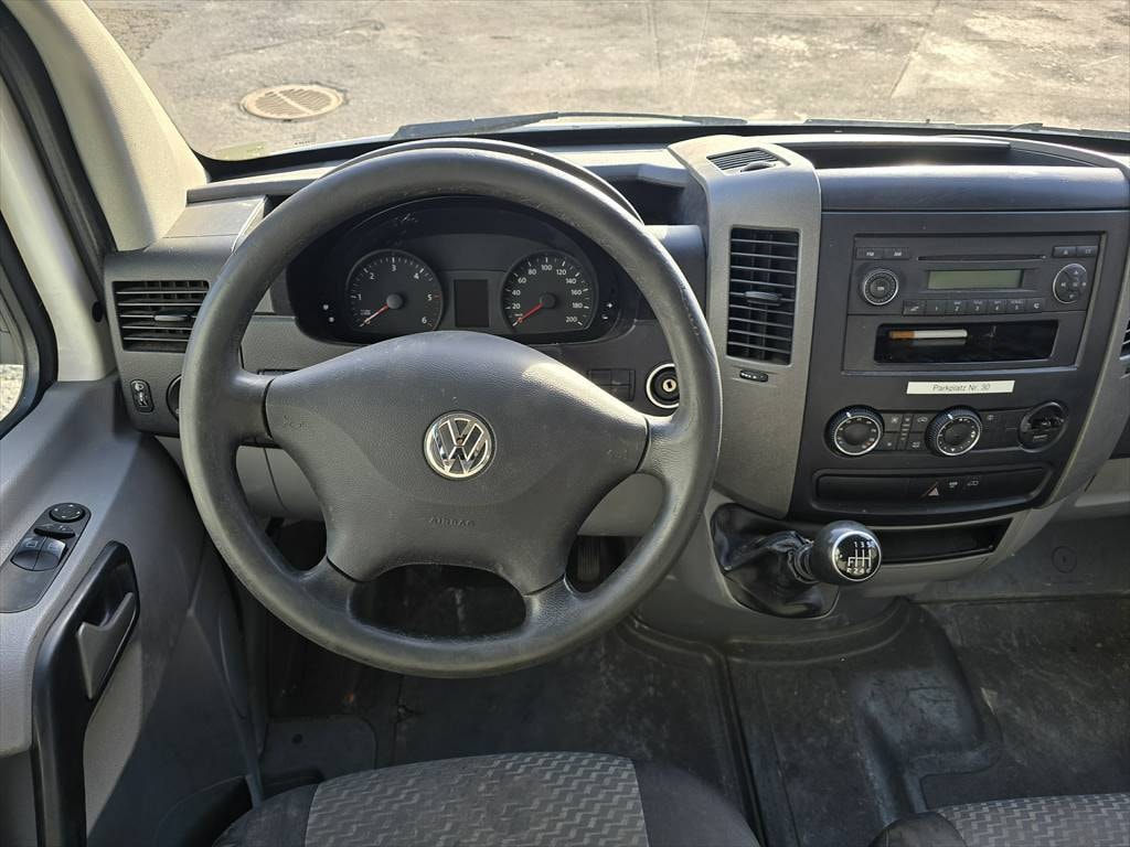 VW Crafter 35 2.0 TDI CR-image-10