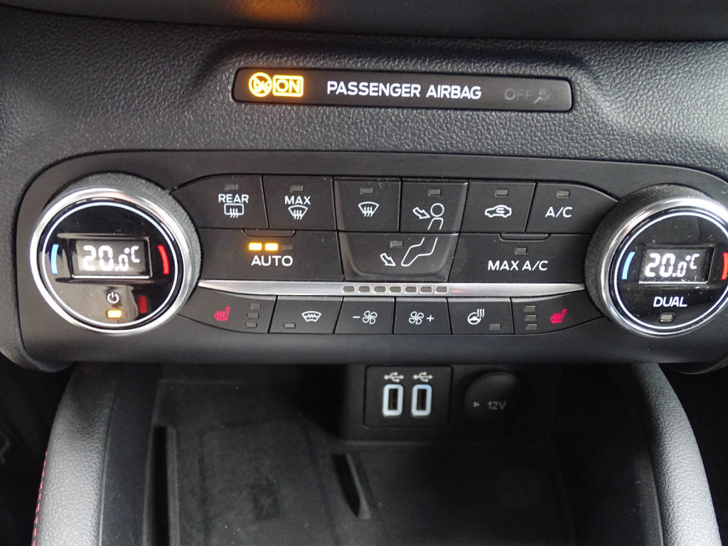 FORD Kuga 2.5 Hybrid ST-Line X 4x4-image-12