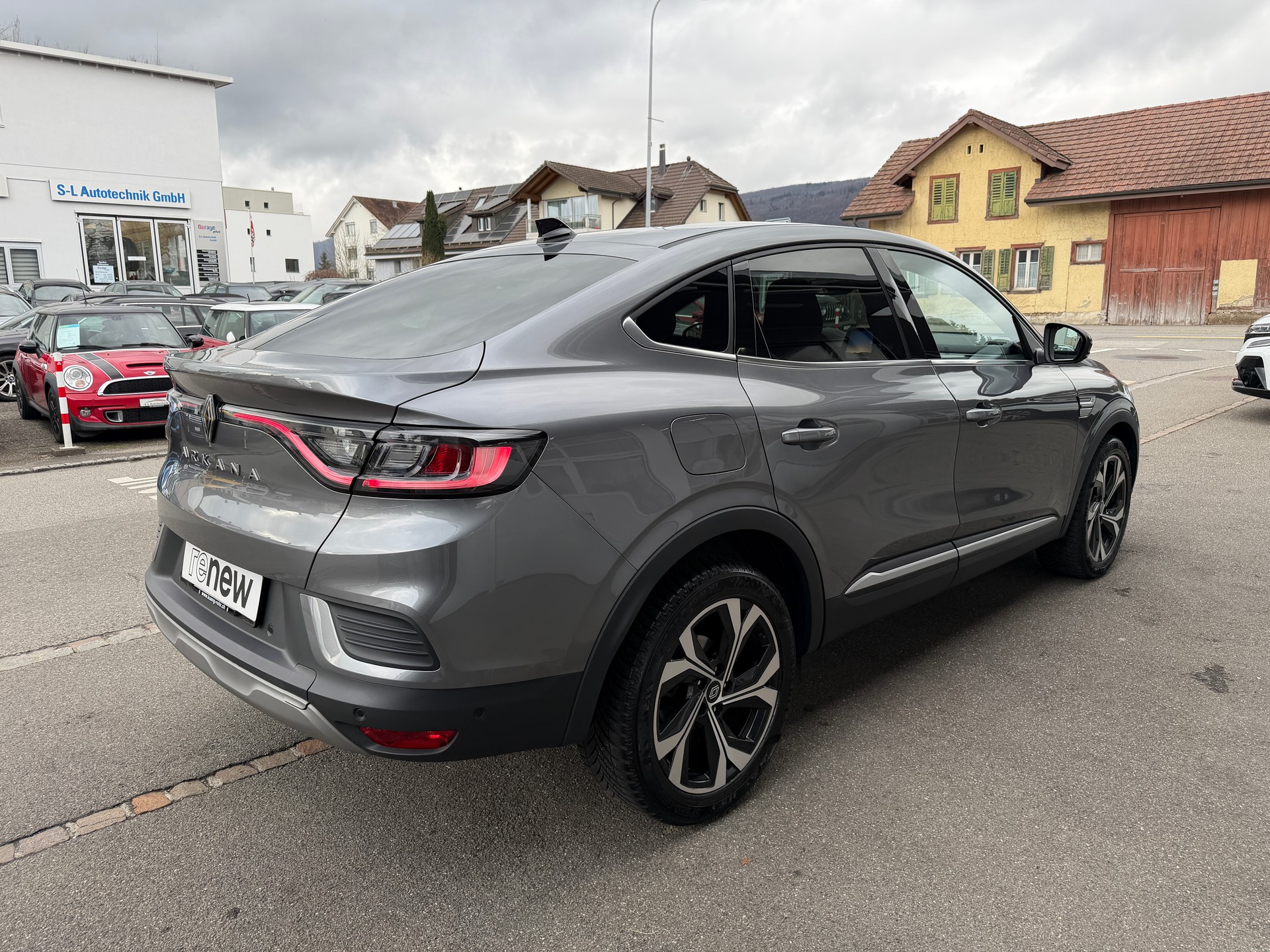RENAULT Arkana 1.3 TCe techno EDC-showroom-element-3