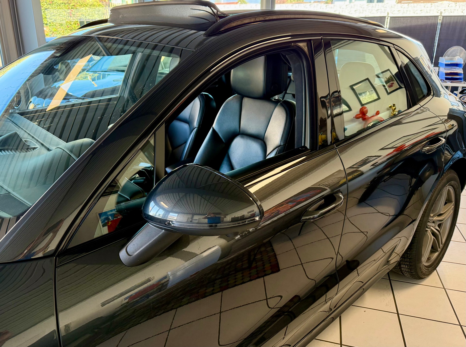 PORSCHE Macan Turbo Performance PDK-image-4