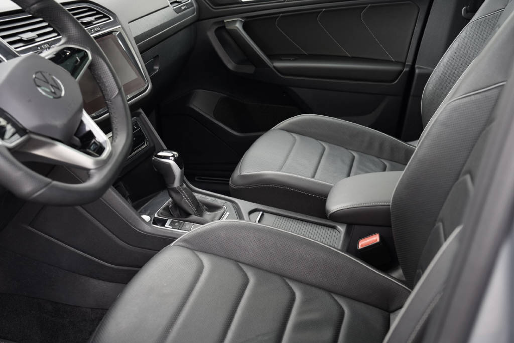 VW Tiguan Allspace 2.0 TSI R-Line DSG-image-8