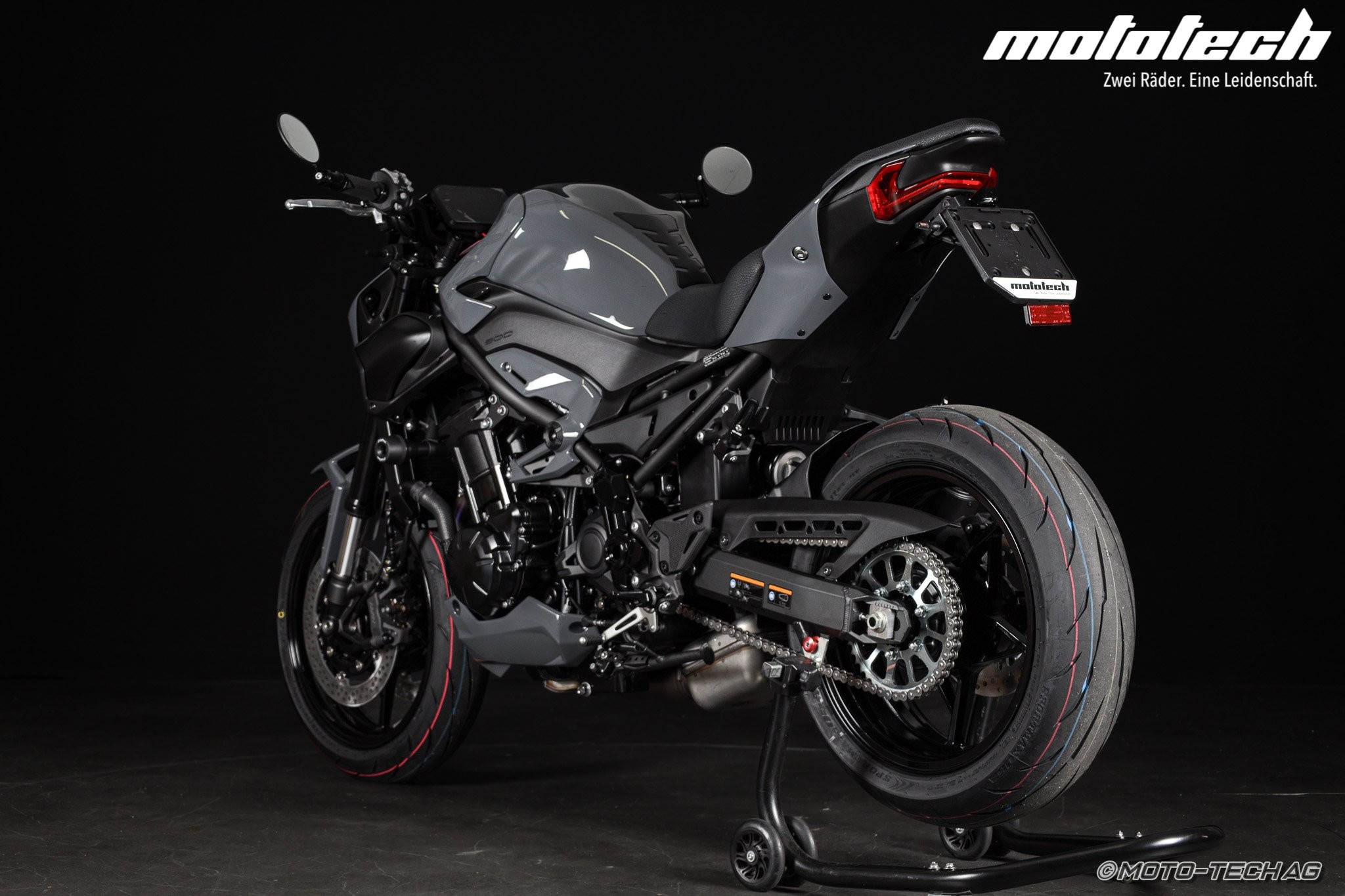 KAWASAKI Z 900 MY26 (35/91kW) STAGE 1 Stonehenge Grey Kaufen