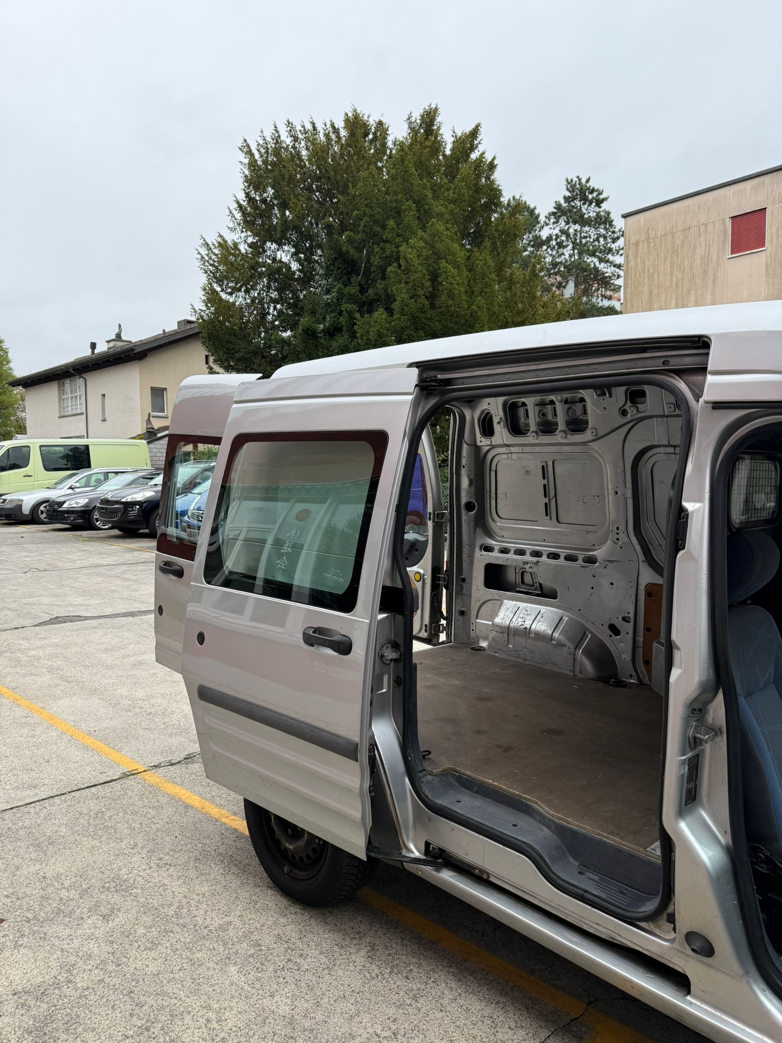 FORD Transit Connect Van T230 1.8 TDCi L Trend-image-4