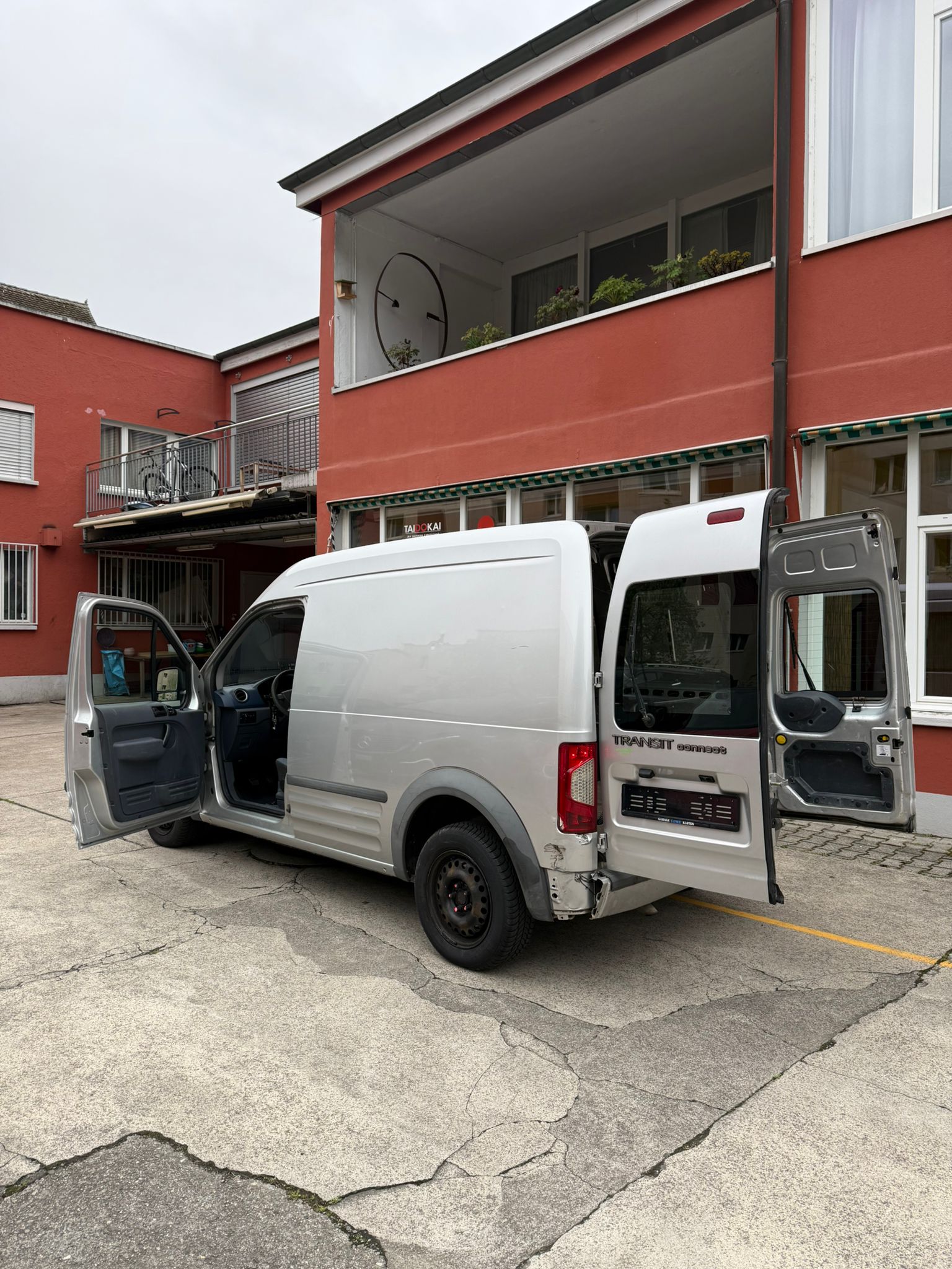 FORD Transit Connect Van T230 1.8 TDCi L Trend-image-2
