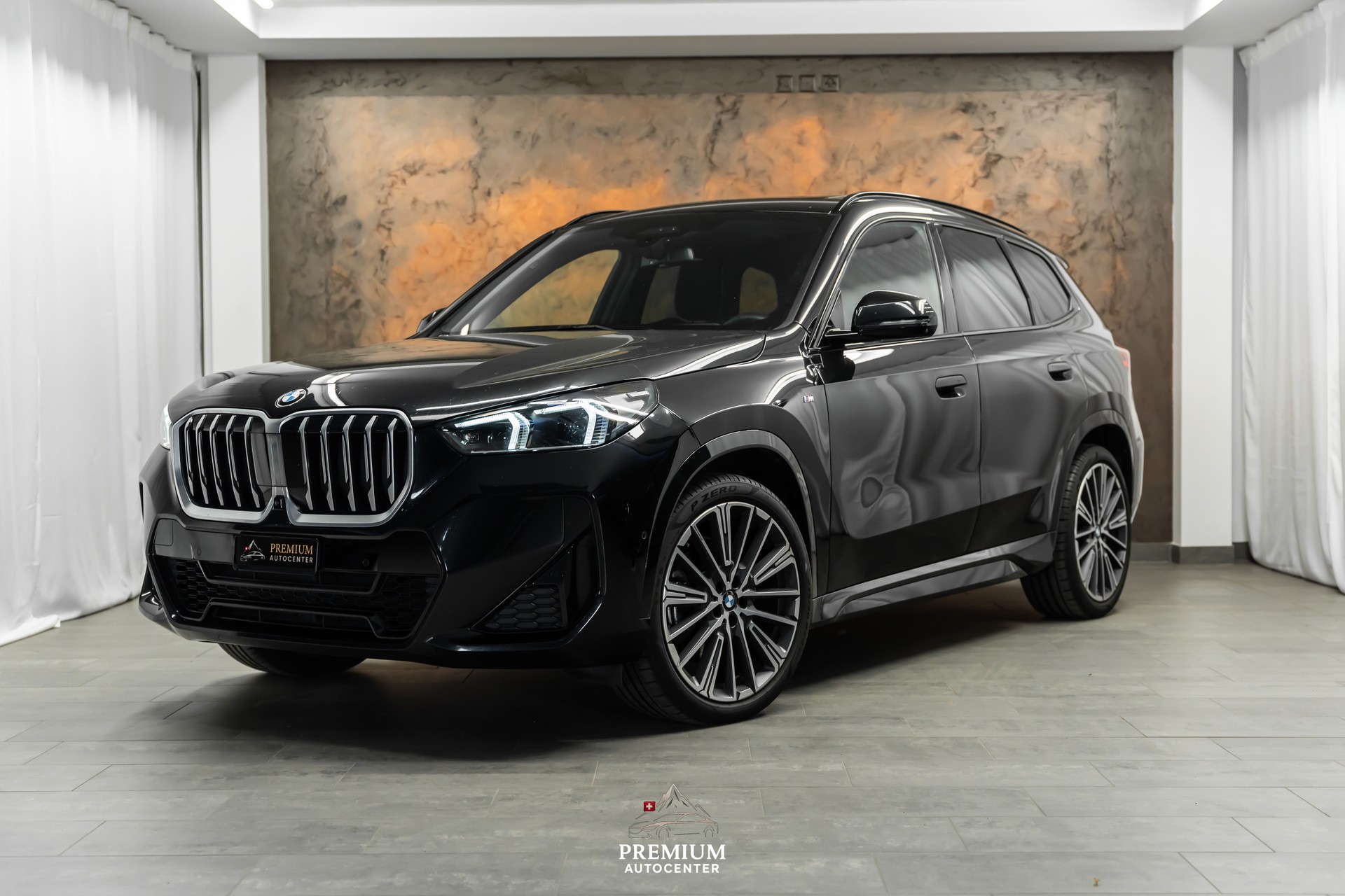 BMW X1 xDrive 23d 48V M Sport *Facelift*Panorama*Head-Up*AHK*