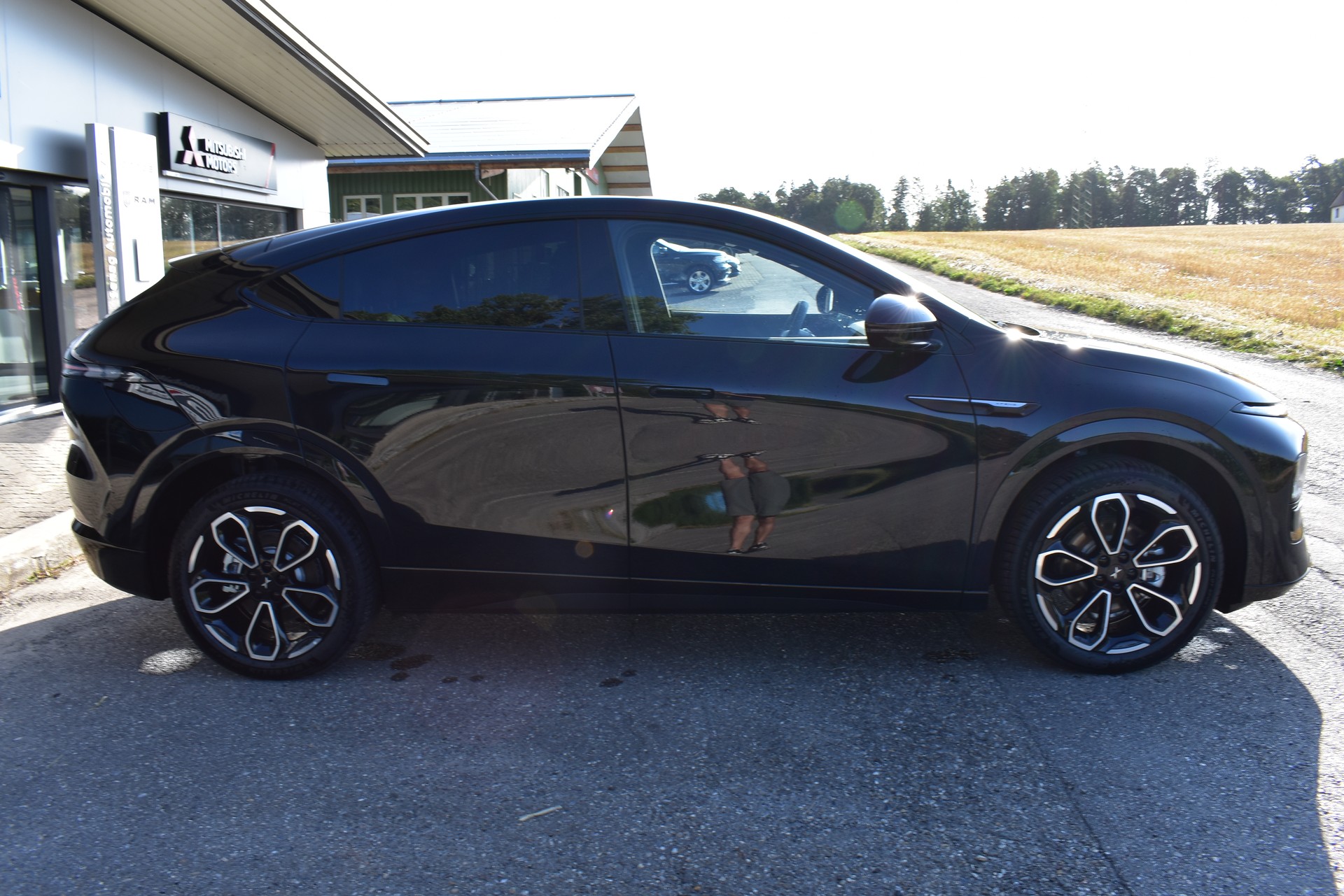 XPENG G6 80kWh Performance AWD-image-3