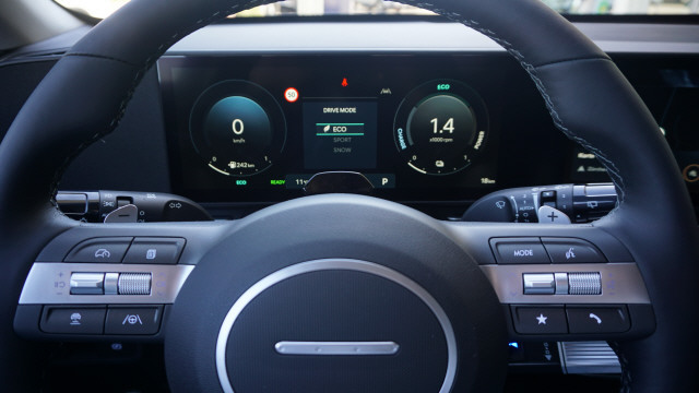 HYUNDAI Kona 1.6 HEV Vertex-image-12