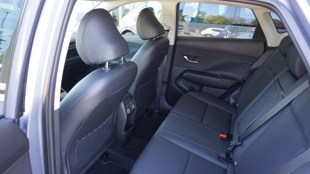 HYUNDAI Kona 1.6 HEV Vertex-image-8