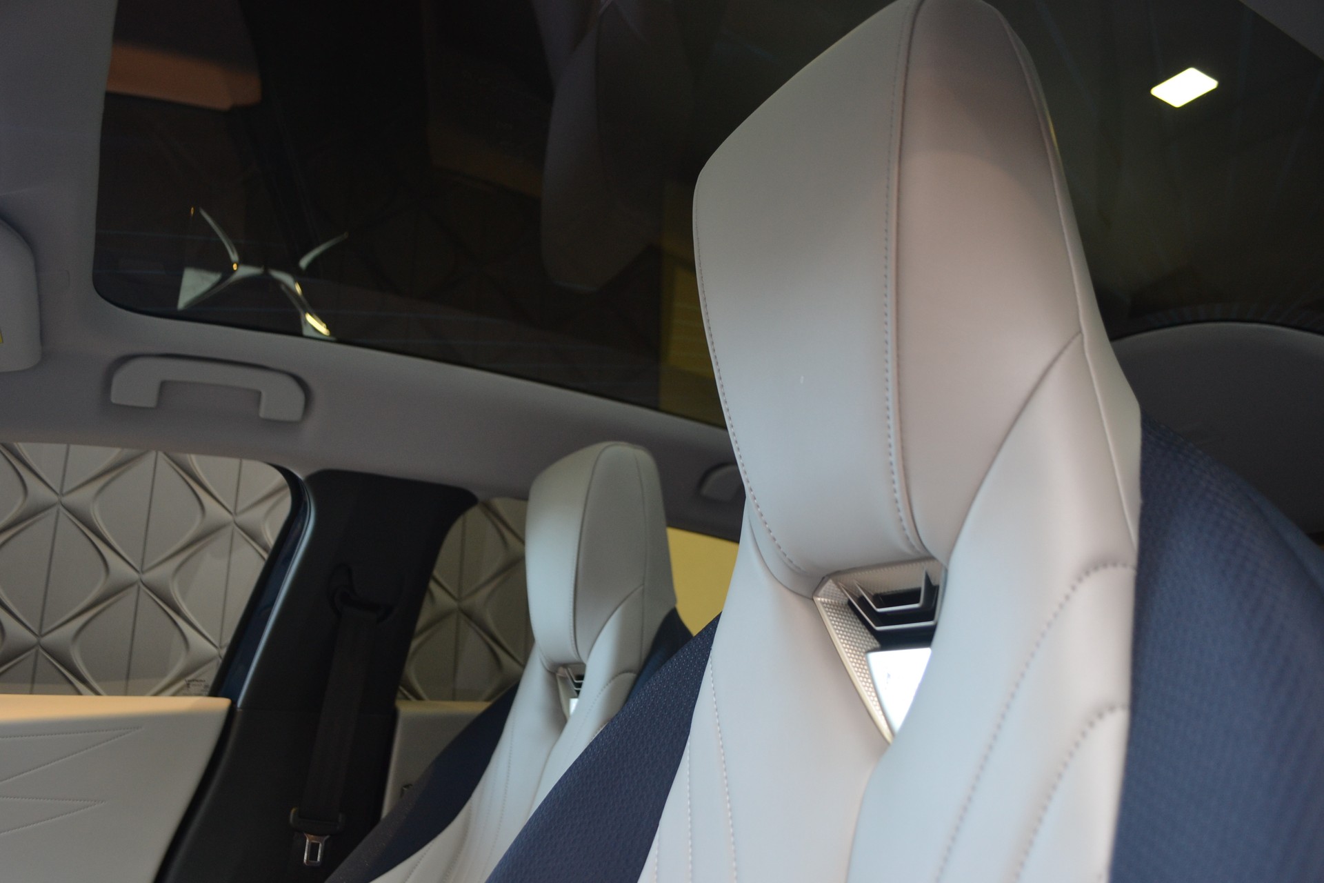 DS AUTOMOBILES No 8 Pallas-image-11