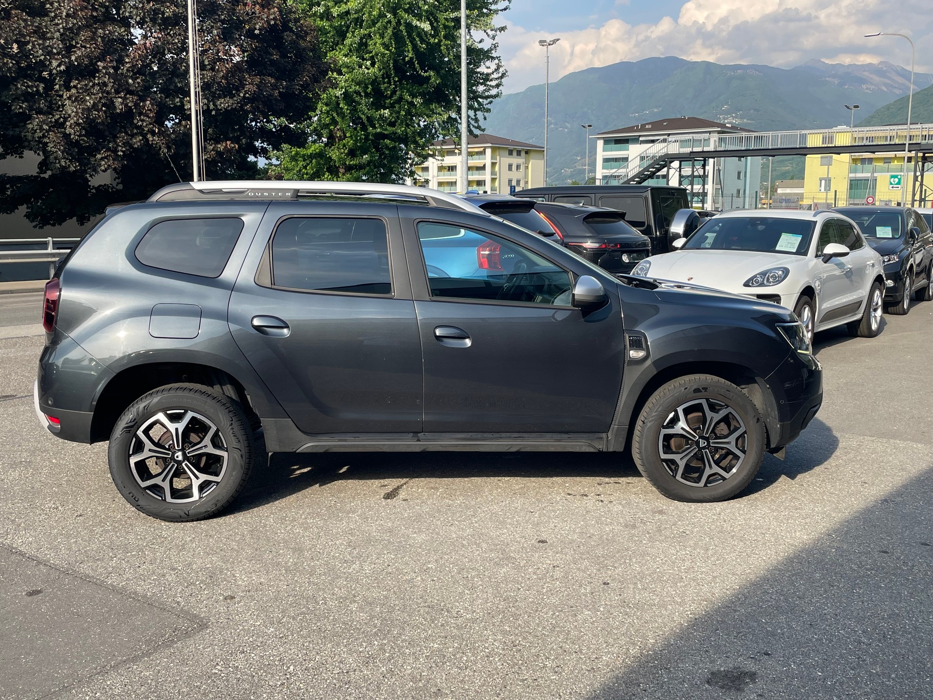 DACIA Duster dCi 115 Prestige 4x4-image-11