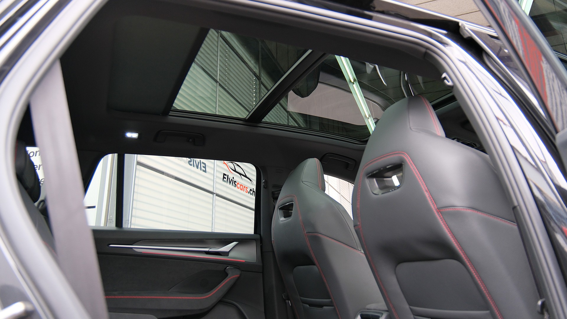 SKODA Kodiaq 2.0 TSI RS 4x4-image-16