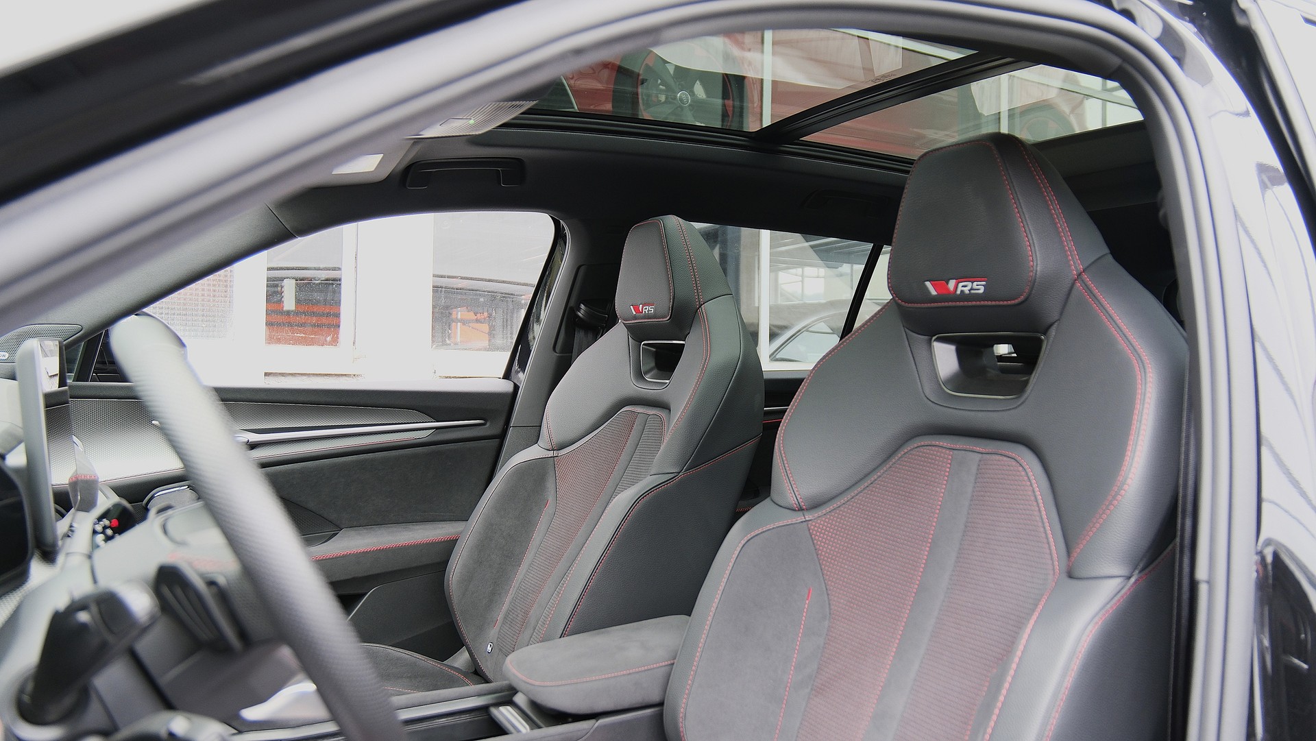 SKODA Kodiaq 2.0 TSI RS 4x4-image-4