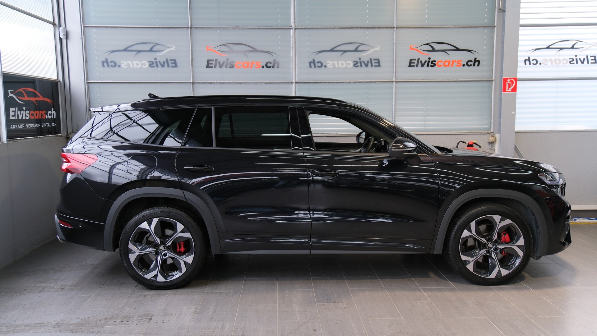 SKODA Kodiaq 2.0 TSI RS 4x4-image-25