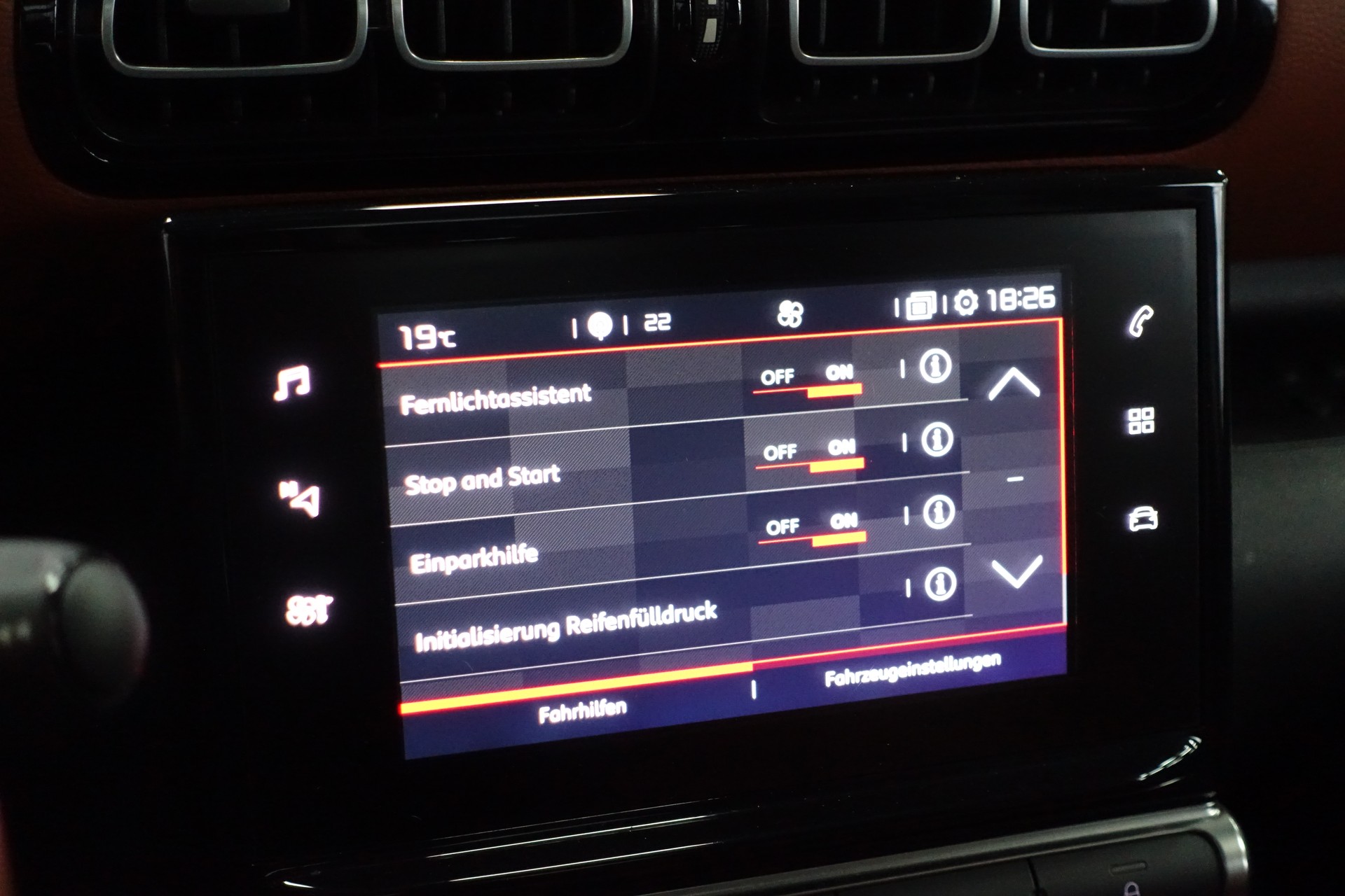 CITROEN C3 Aircross 1.2 PureTech 130 Shine-image-28