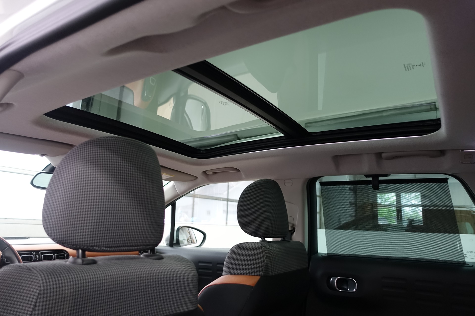 CITROEN C3 Aircross 1.2 PureTech 130 Shine-image-15