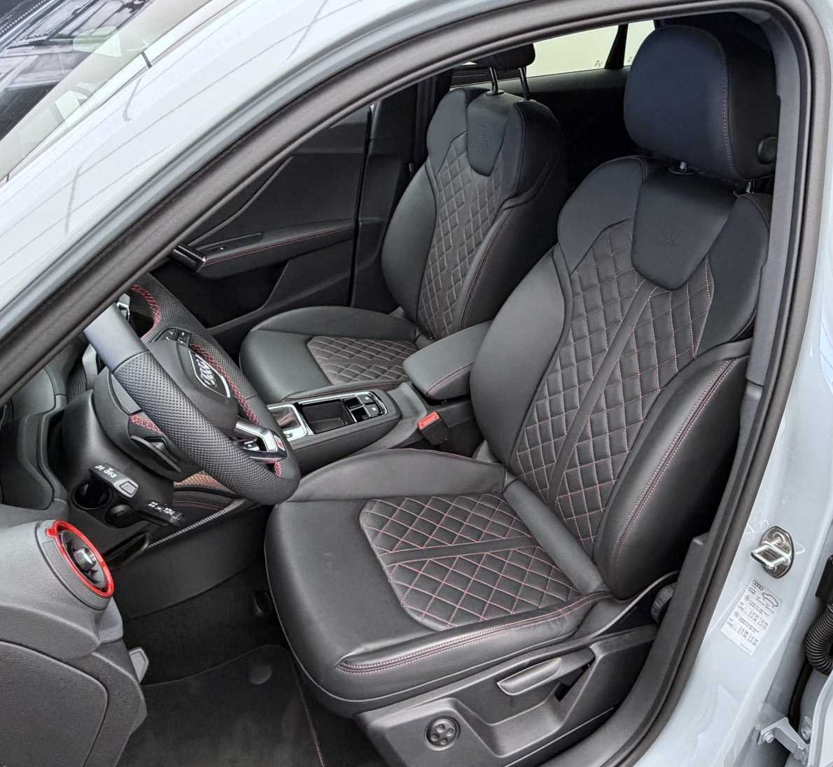 AUDI SQ2 TFSI quattro S-tronic-image-5