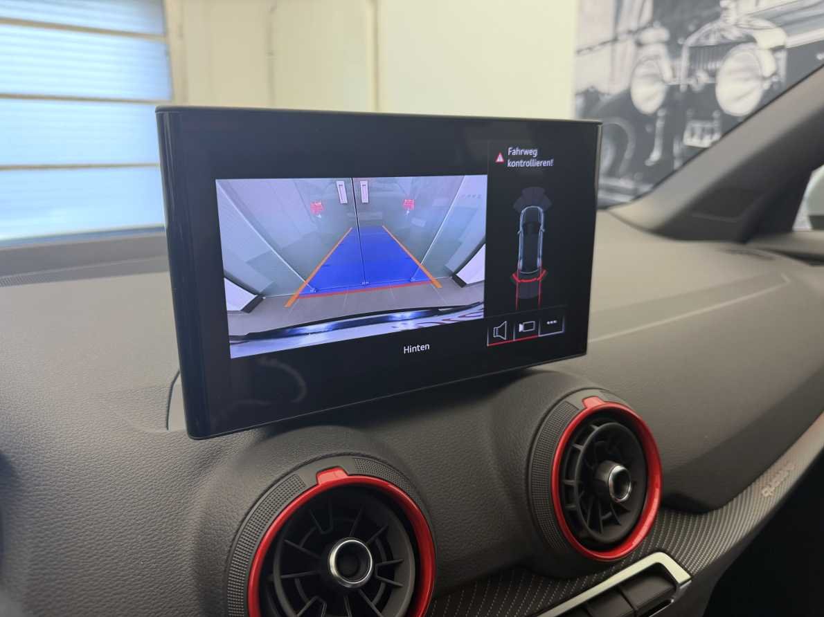 AUDI SQ2 TFSI quattro S-tronic-image-17