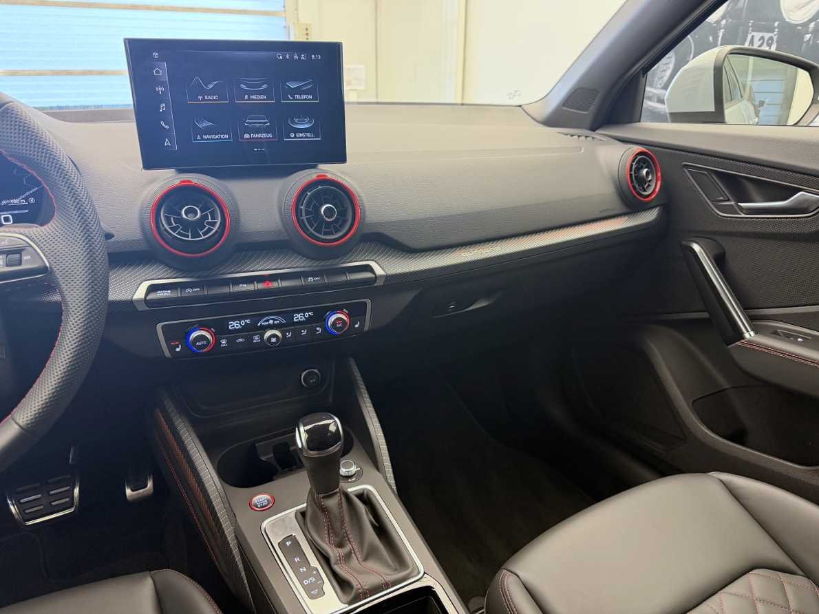 AUDI SQ2 TFSI quattro S-tronic-image-18