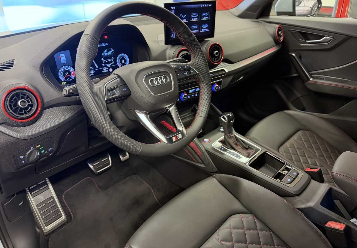 AUDI SQ2 TFSI quattro S-tronic-image-7