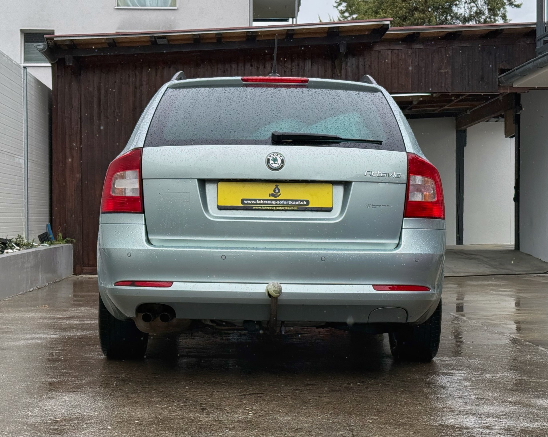 SKODA Octavia Combi 2.0 TDI Elegance 4x4 DSG | Frisch MFK | Top Zustand-image-12