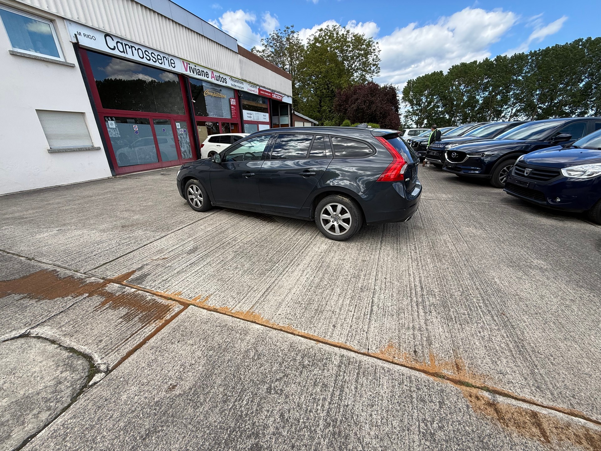 VOLVO V60 D4 AWD Family Edition Geartronic-image-4