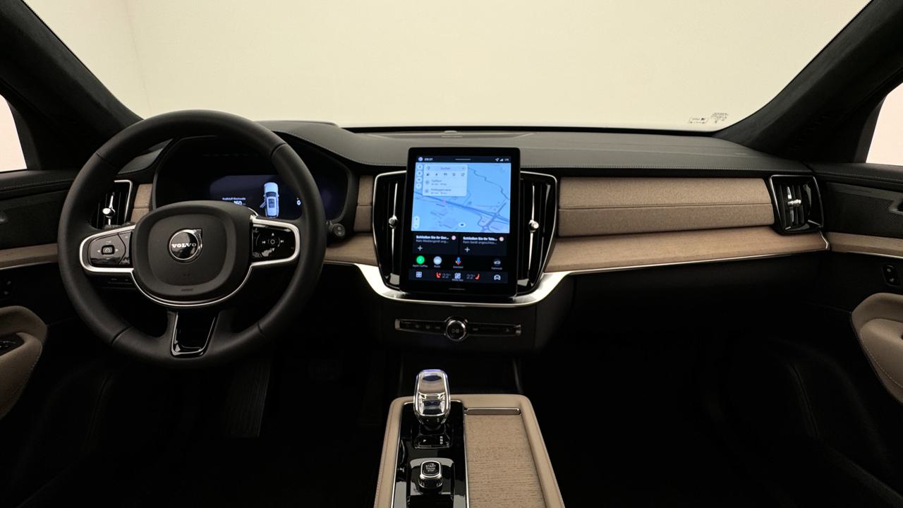 VOLVO XC90 T8 eAWD PluginHybrid Ultra Bright Geartronic-image-5