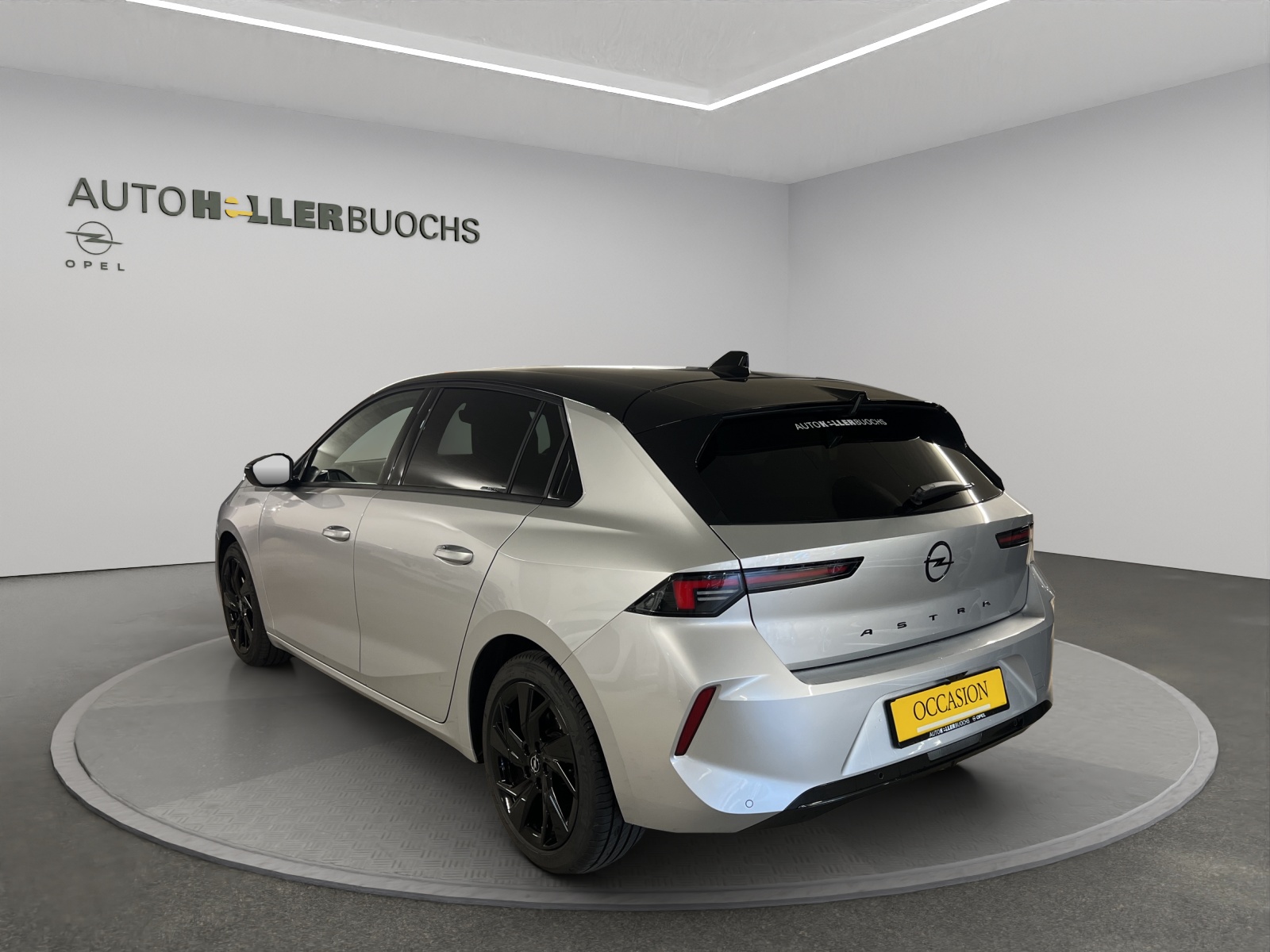 OPEL Astra 1.2 T 130 Swiss Plus-image-3