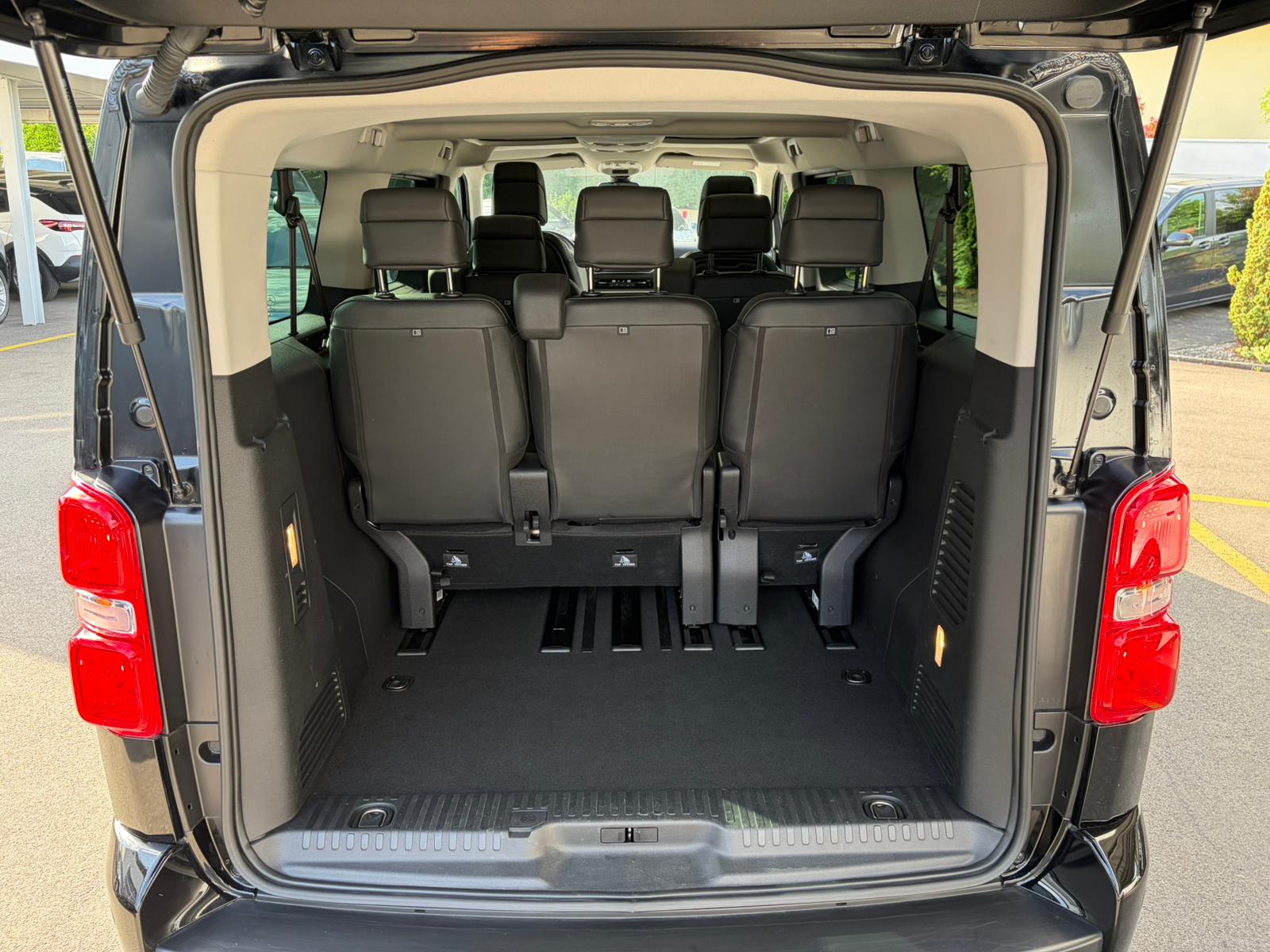 OPEL Zafira Life L 2.0 CDTI 177 Business Elegance S/S-image-8