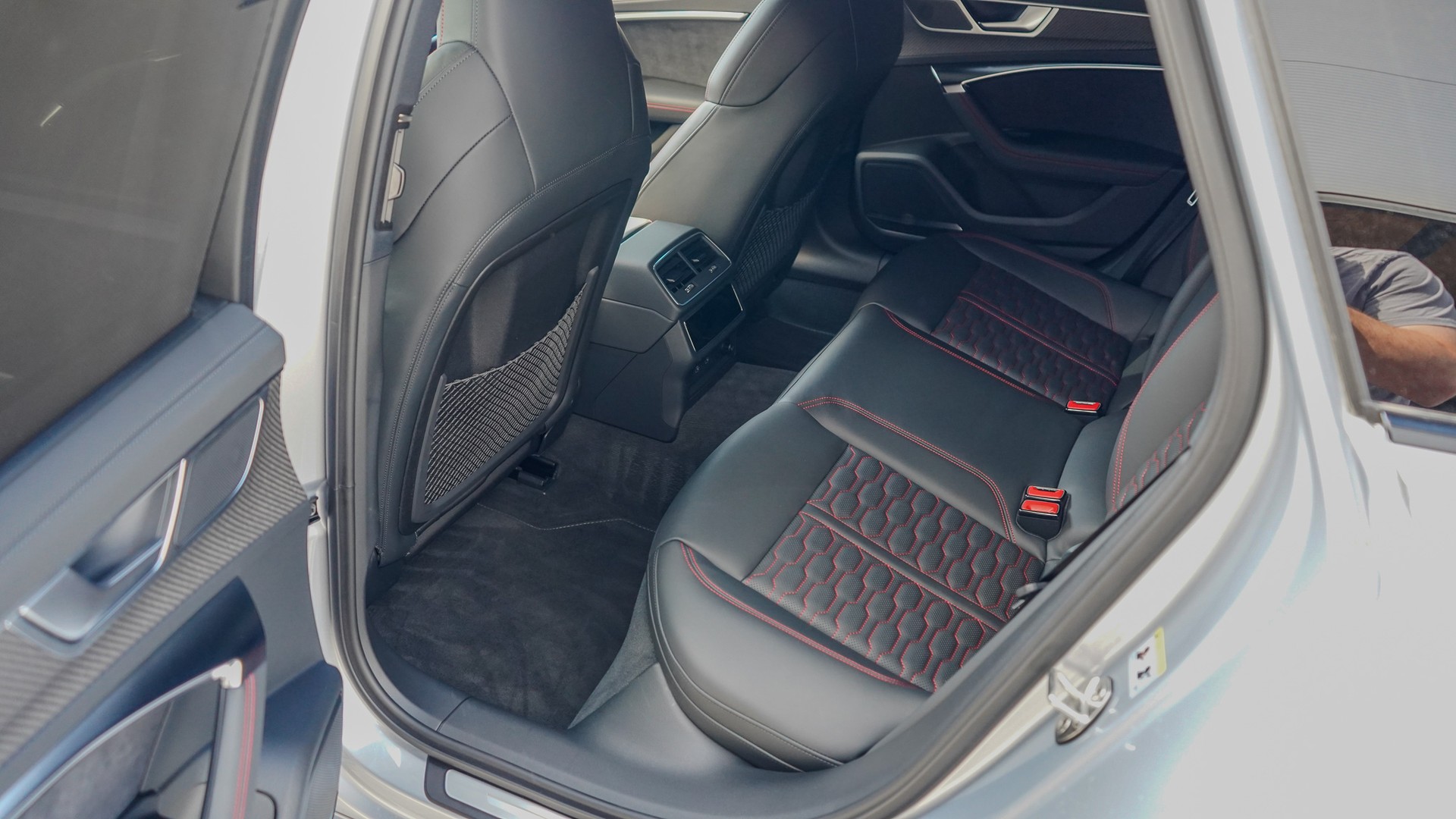AUDI RS6 MTM 4.0 V8 TFSI quattro ***KERAMIK BREMSEN HAMMER AUSSTATTUNG***-image-10