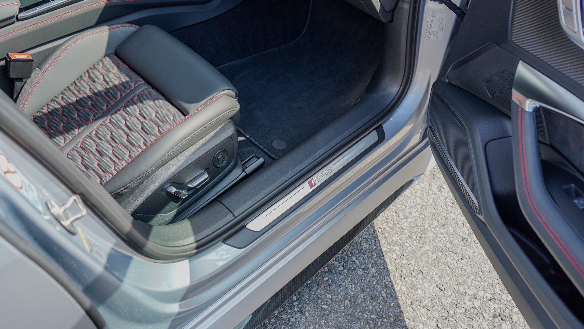 AUDI RS6 MTM 4.0 V8 TFSI quattro ***KERAMIK BREMSEN HAMMER AUSSTATTUNG***-image-14