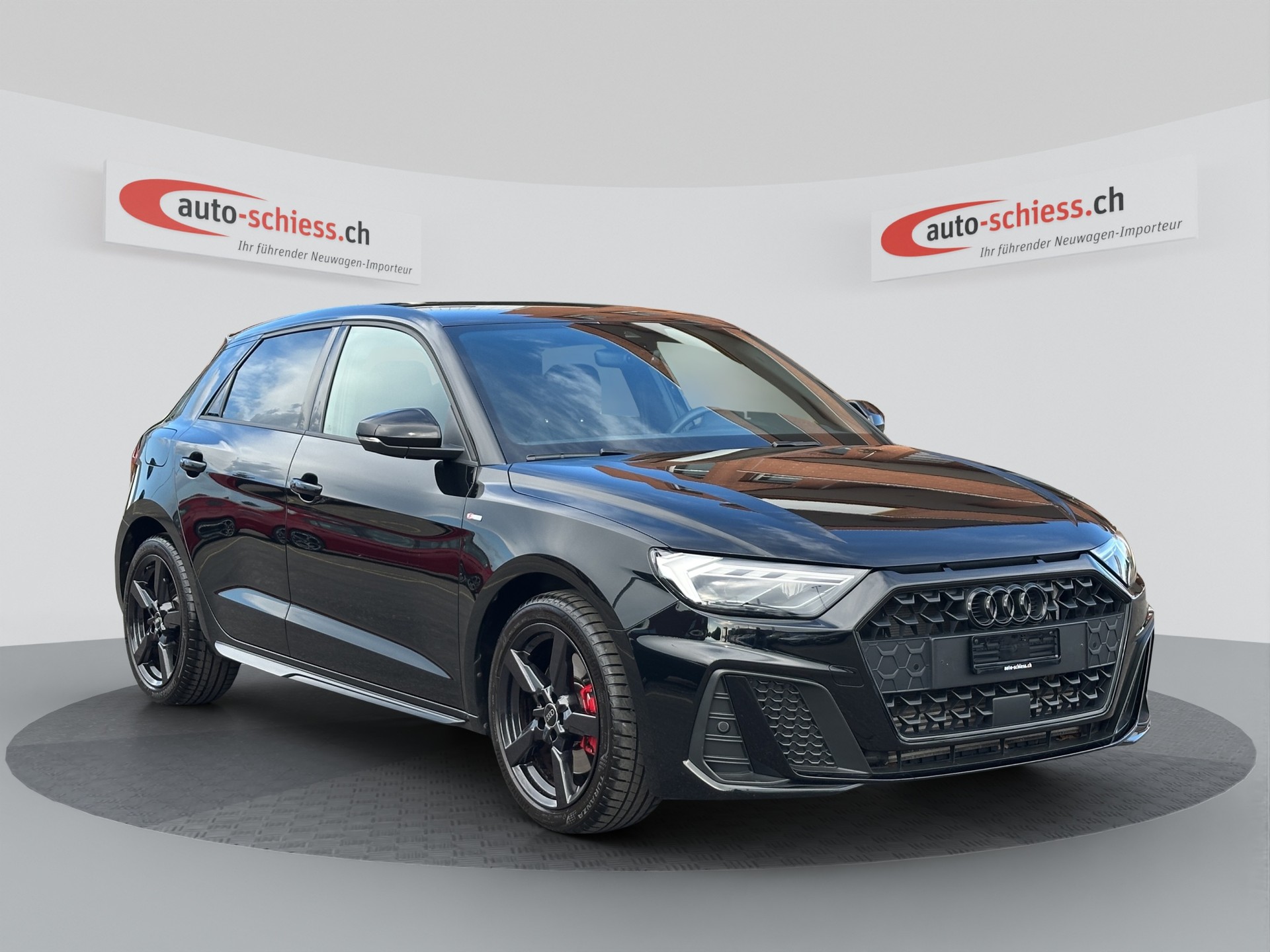 AUDI A1 Sportback 40 TFSI S Line Schwarz Optik S-tronic