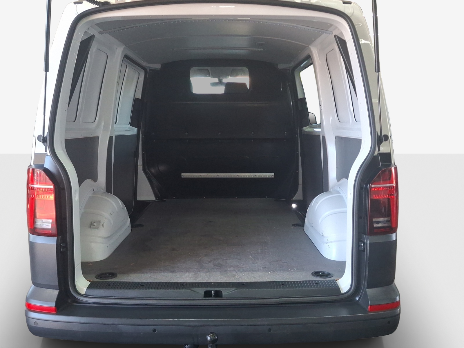 VW T6.1 2.0 TDI 4Motion-image-12