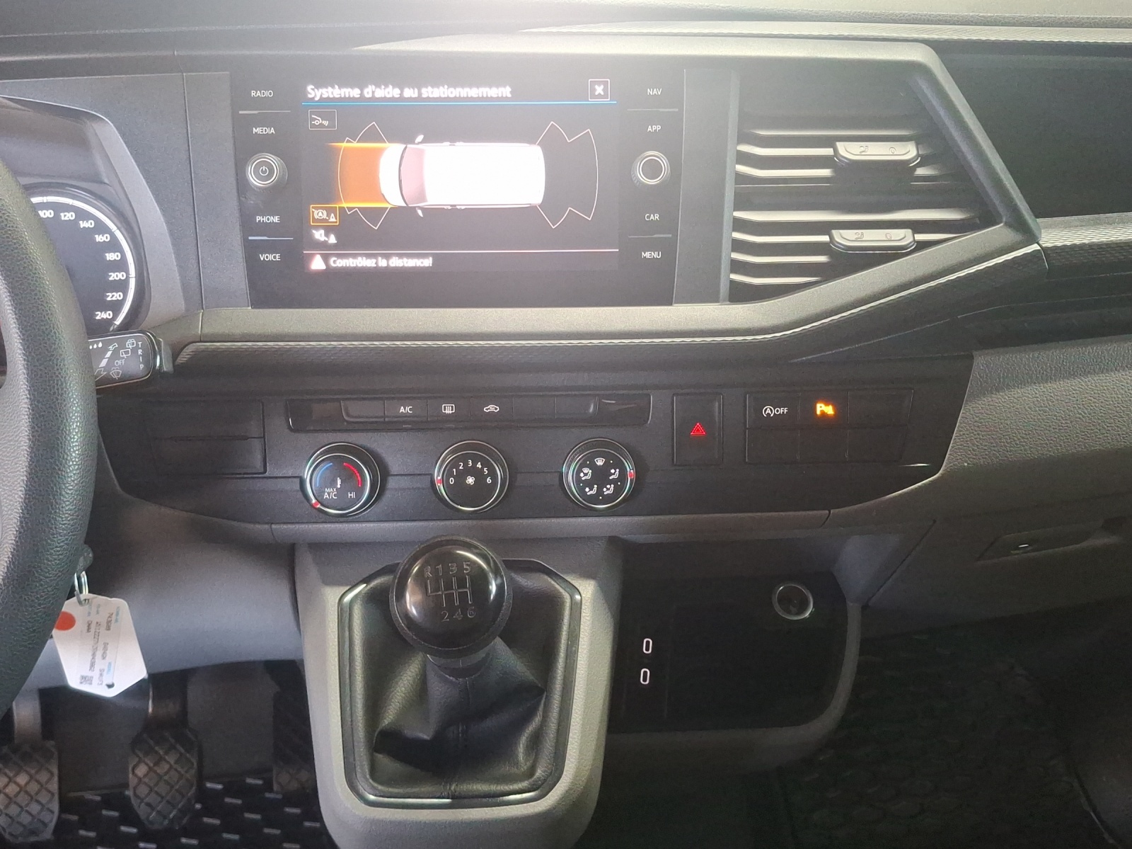 VW T6.1 2.0 TDI 4Motion-image-10