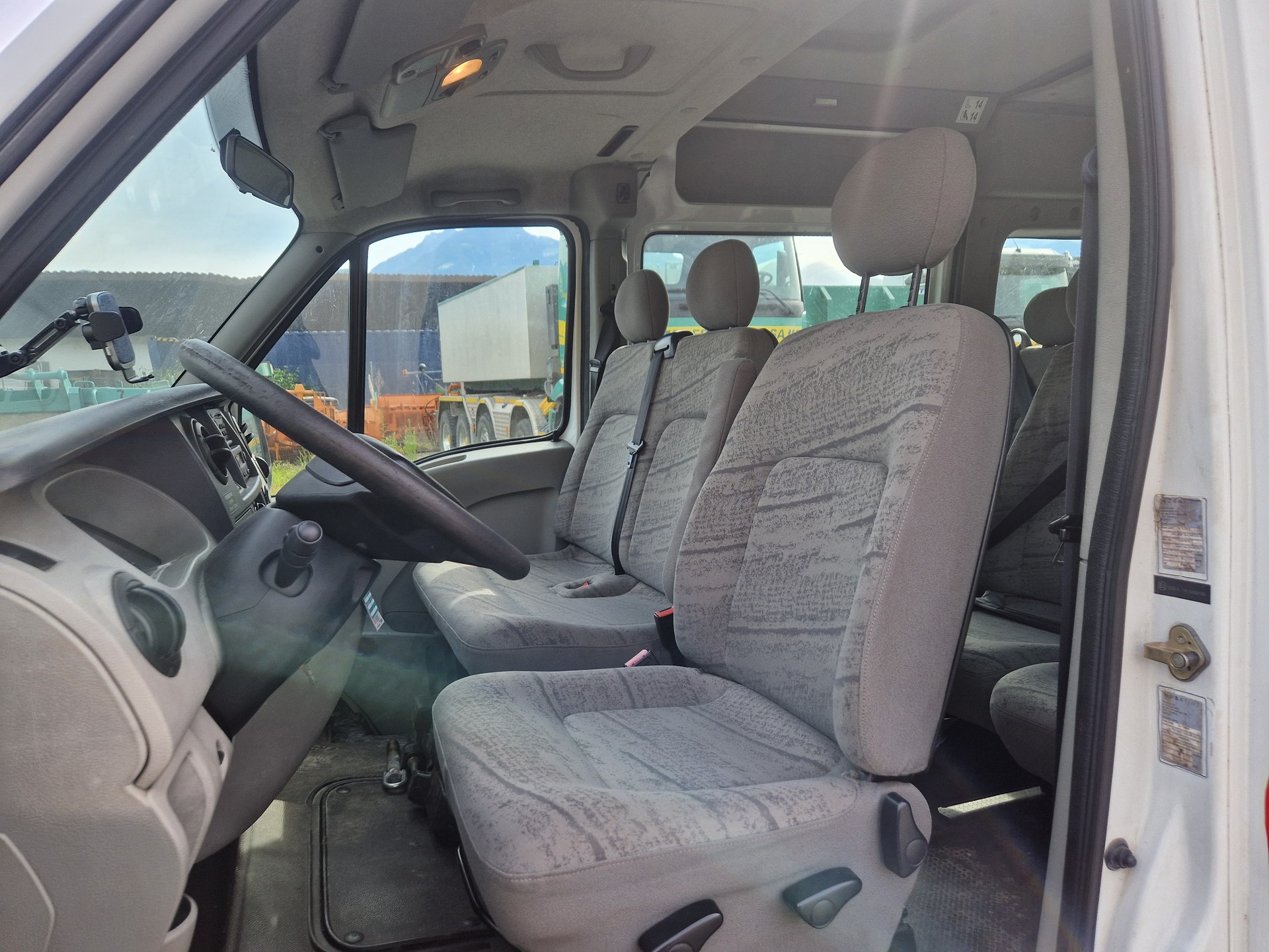 RENAULT Master T35 dci120 14 places-image-10