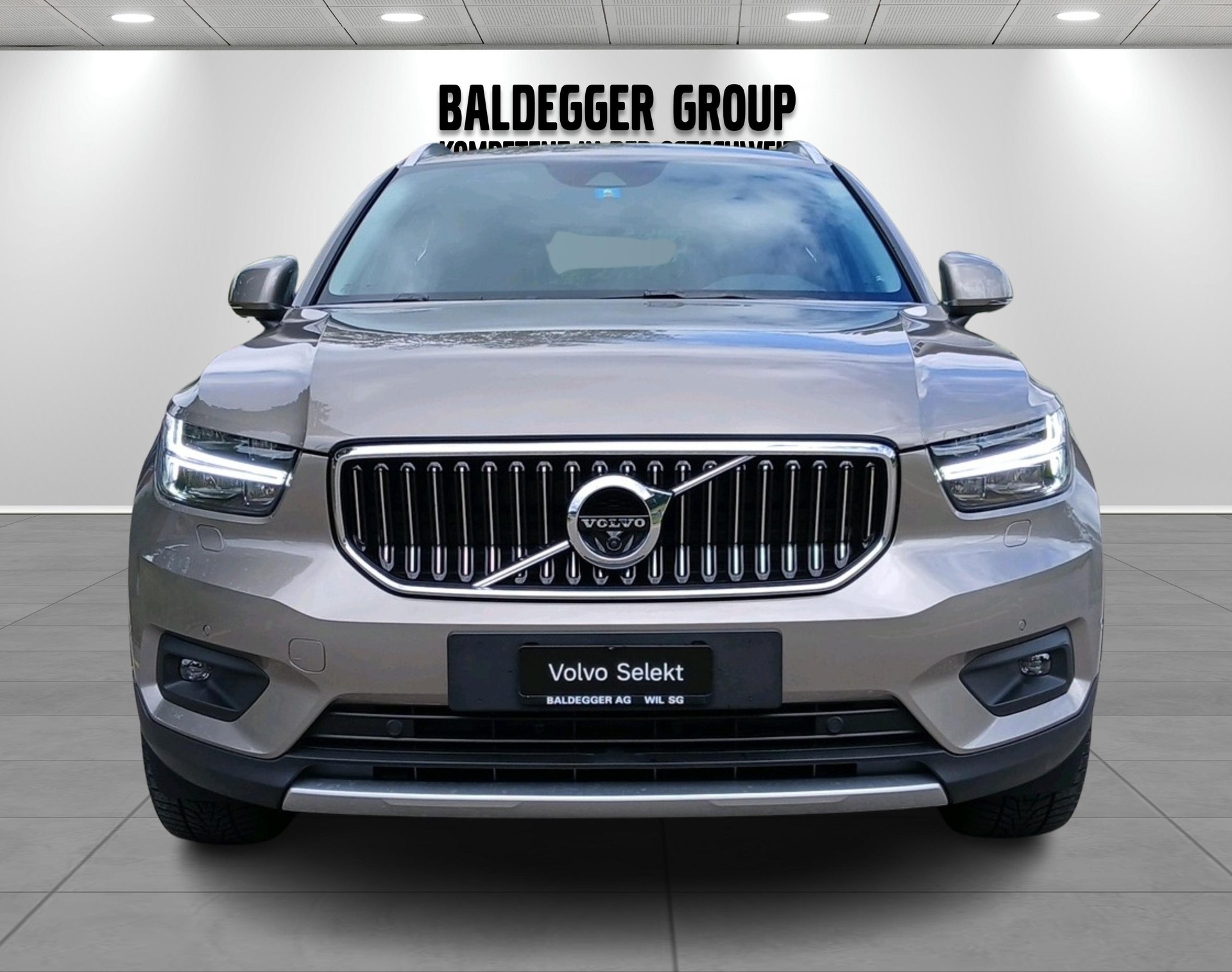 VOLVO XC40 1.5 T4 PiH Inscription-image-7