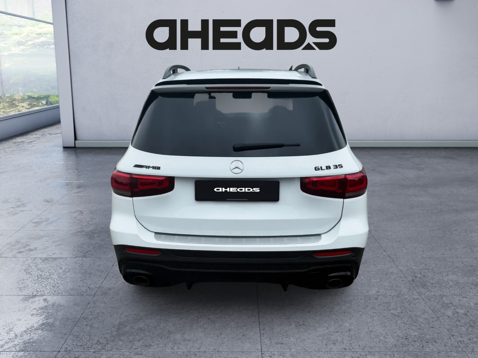 MERCEDES-BENZ GLB 35 AMG 4Matic 8G-Tronic-image-5