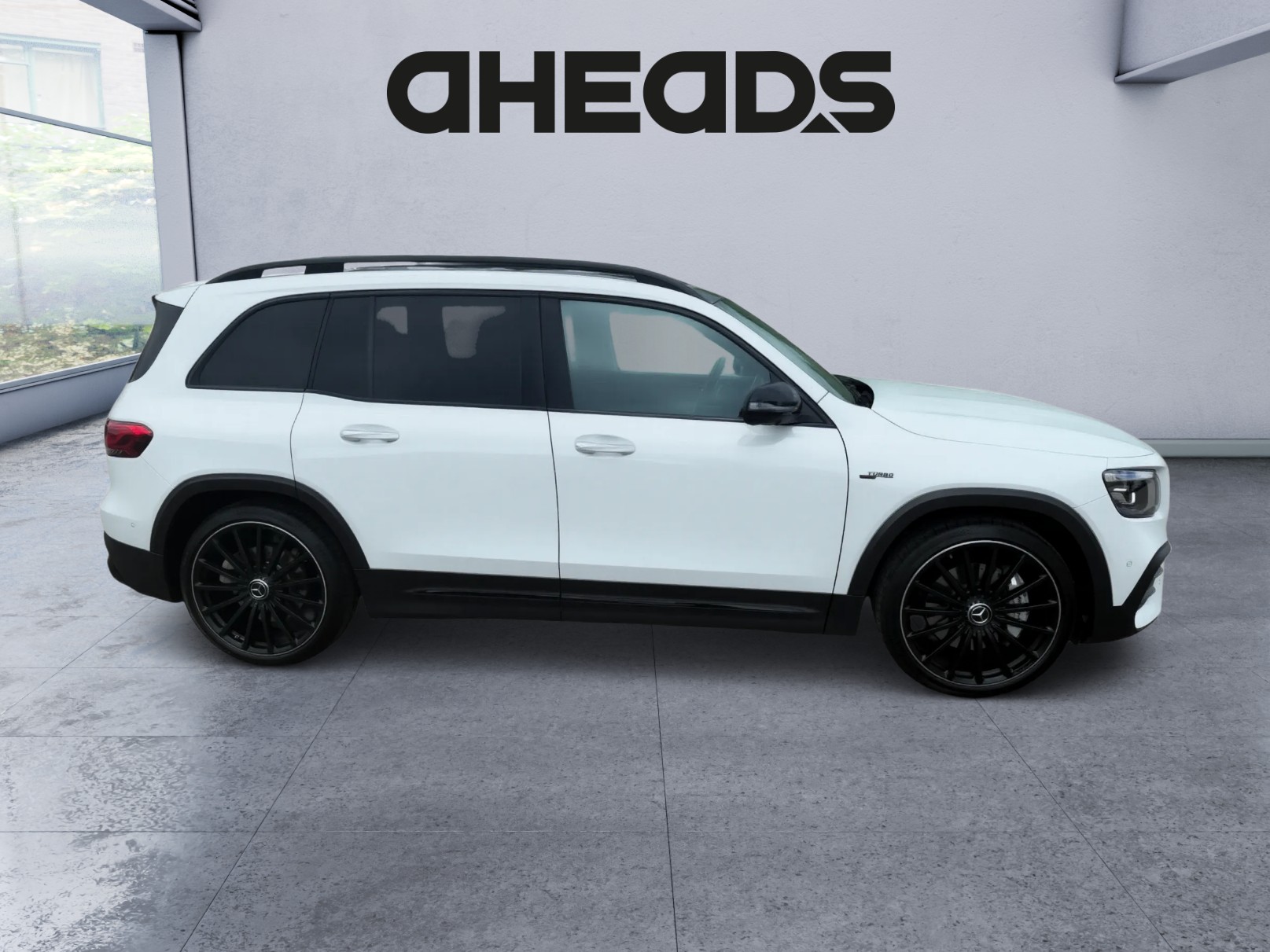 MERCEDES-BENZ GLB 35 AMG 4Matic 8G-Tronic-image-6