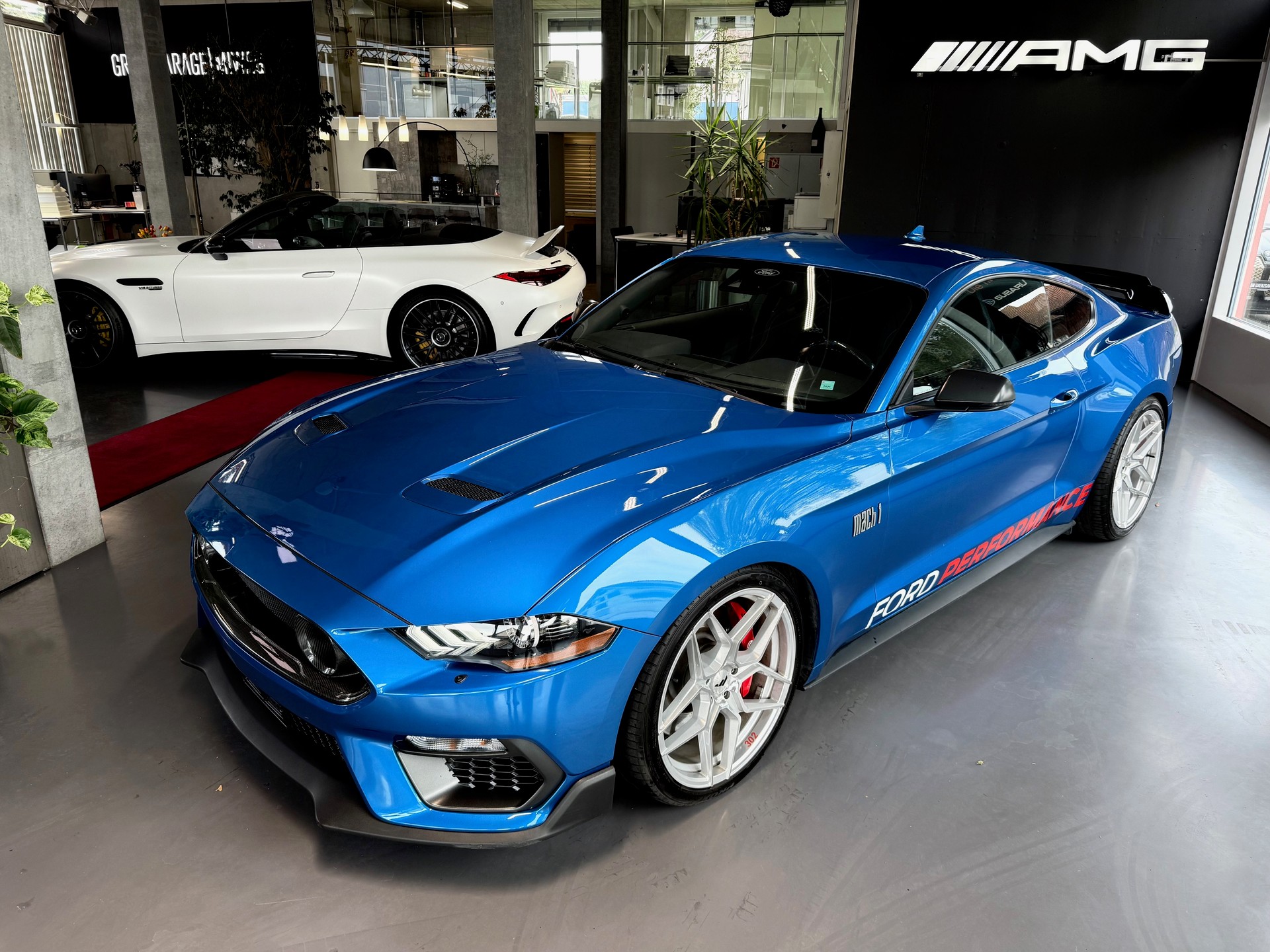 FORD Mustang Fastback 5.0 V8 Mach 1-image-0