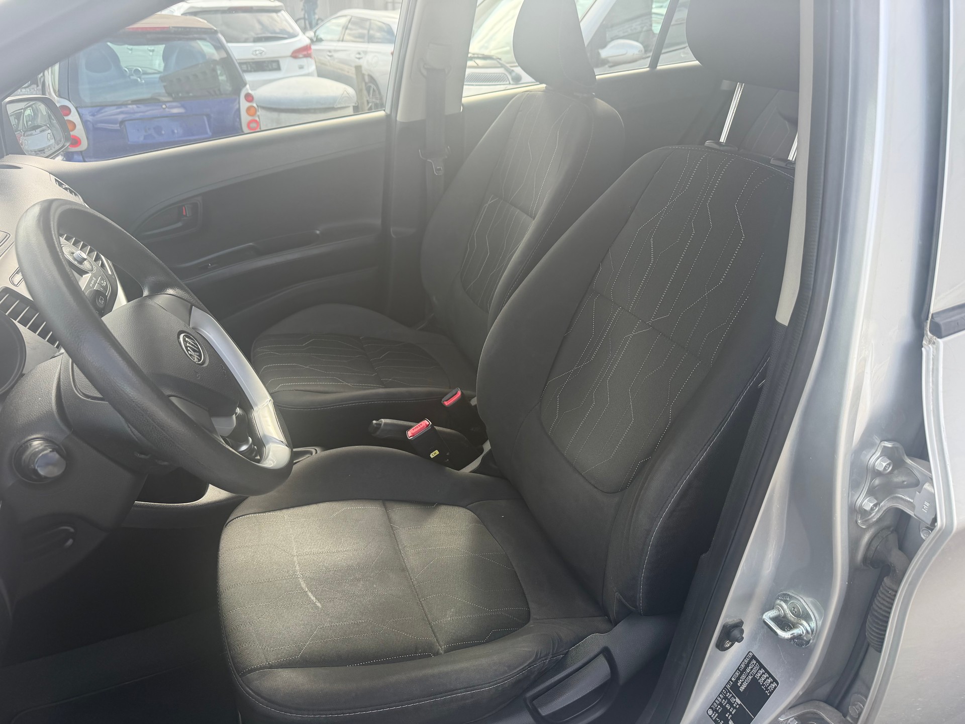 KIA Picanto 1.0 CVVT Style-image-9