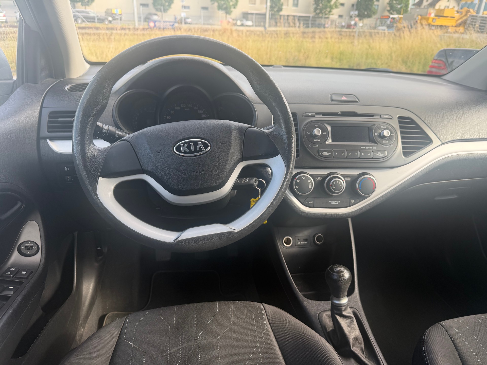 KIA Picanto 1.0 CVVT Style-image-10