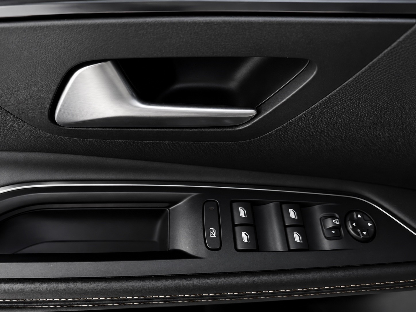 PEUGEOT 5008 1.5 BlueHDi GT Line EAT 7 Plätzer mit Isofix-image-11