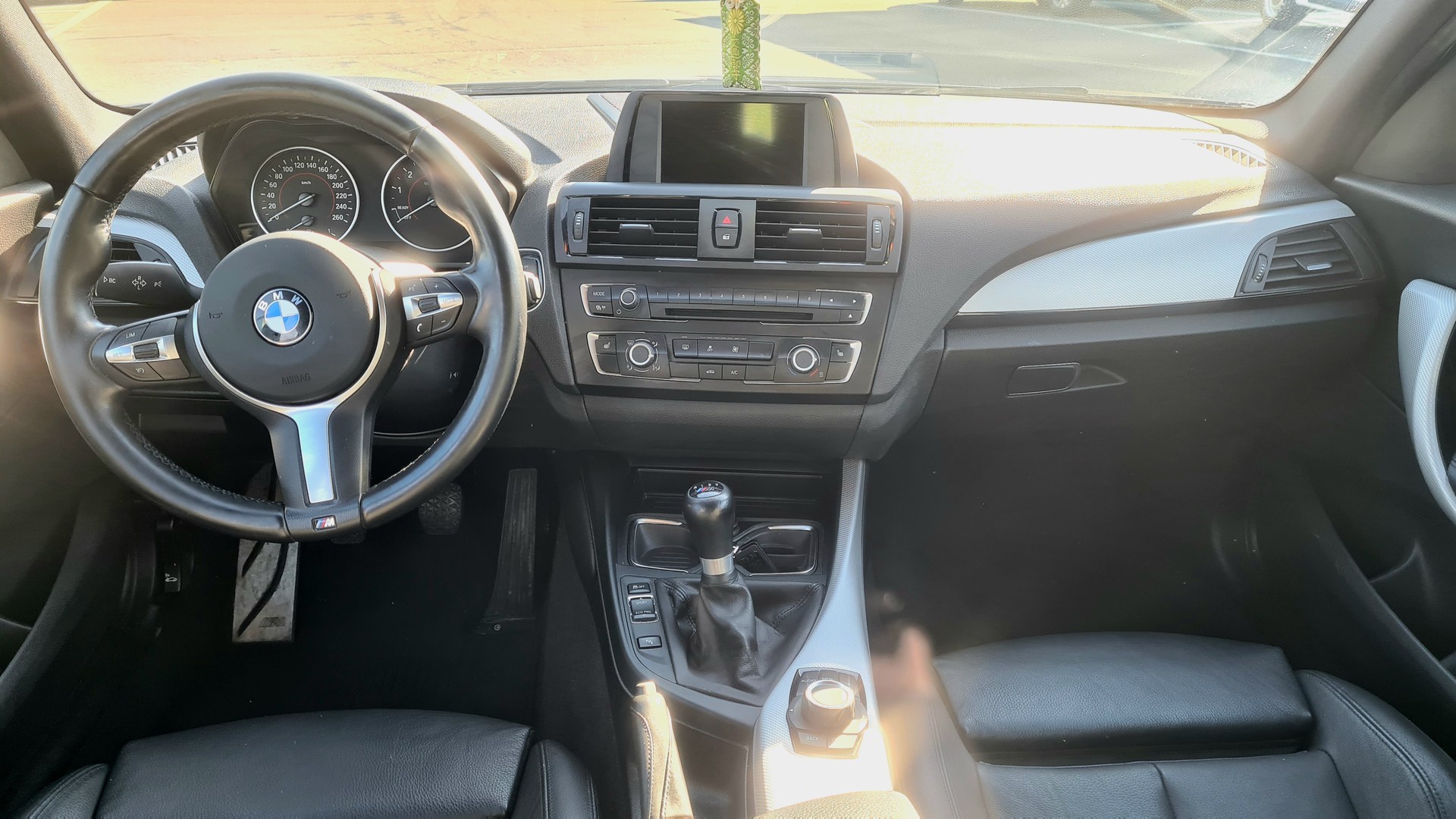 BMW 116i-image-4