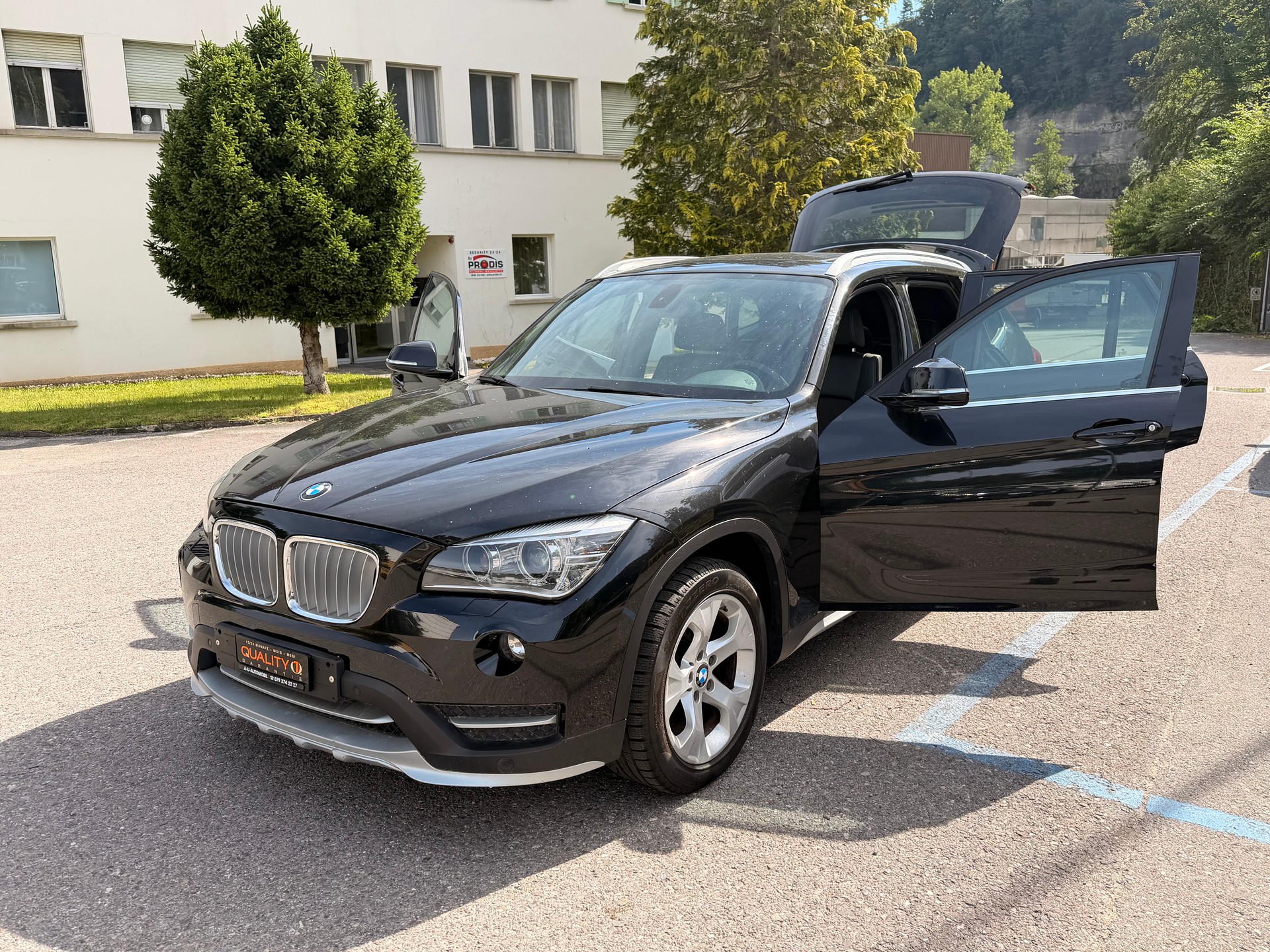 BMW X1 xDrive 18d xLine-image-14