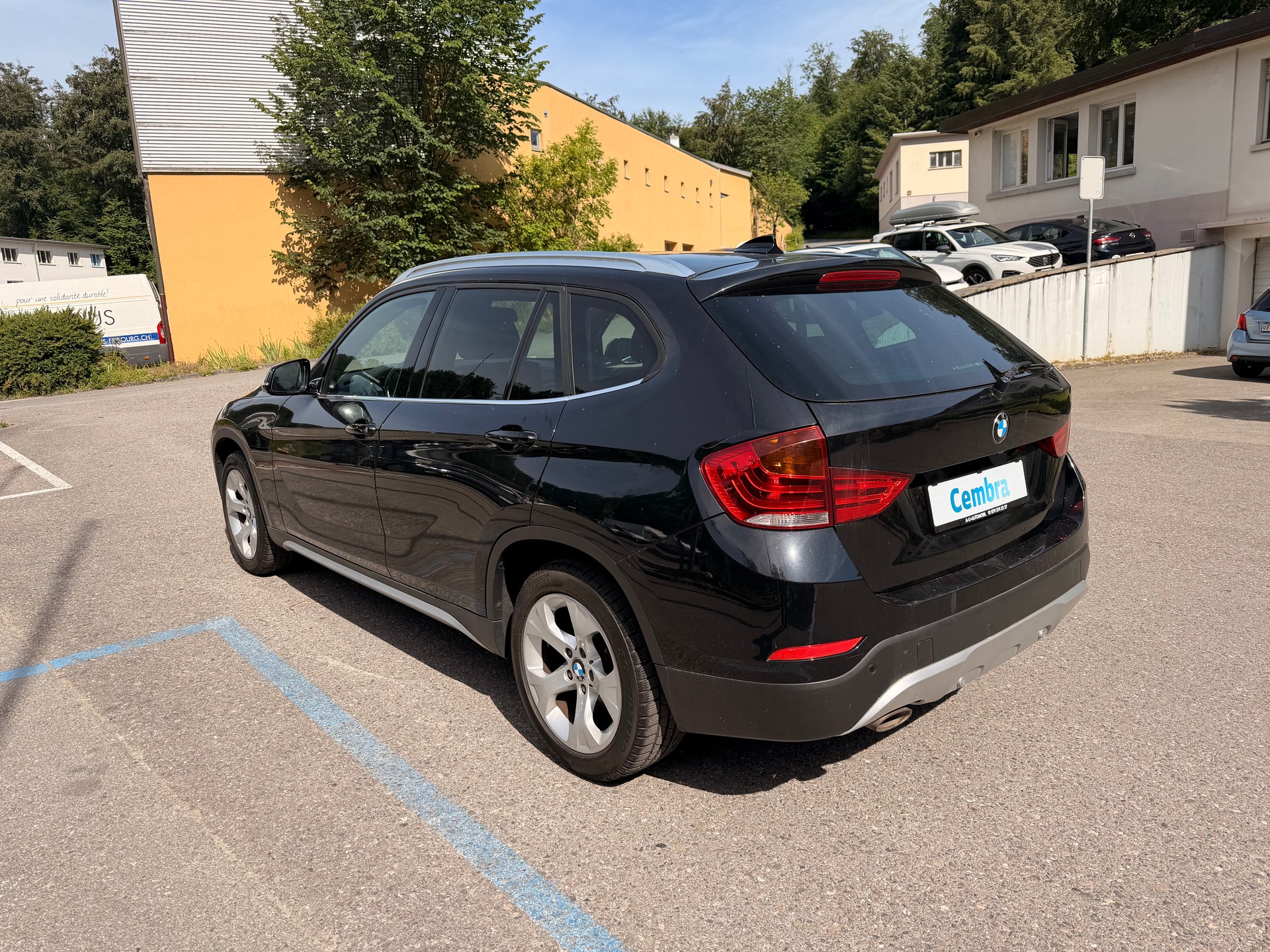BMW X1 xDrive 18d xLine-image-3