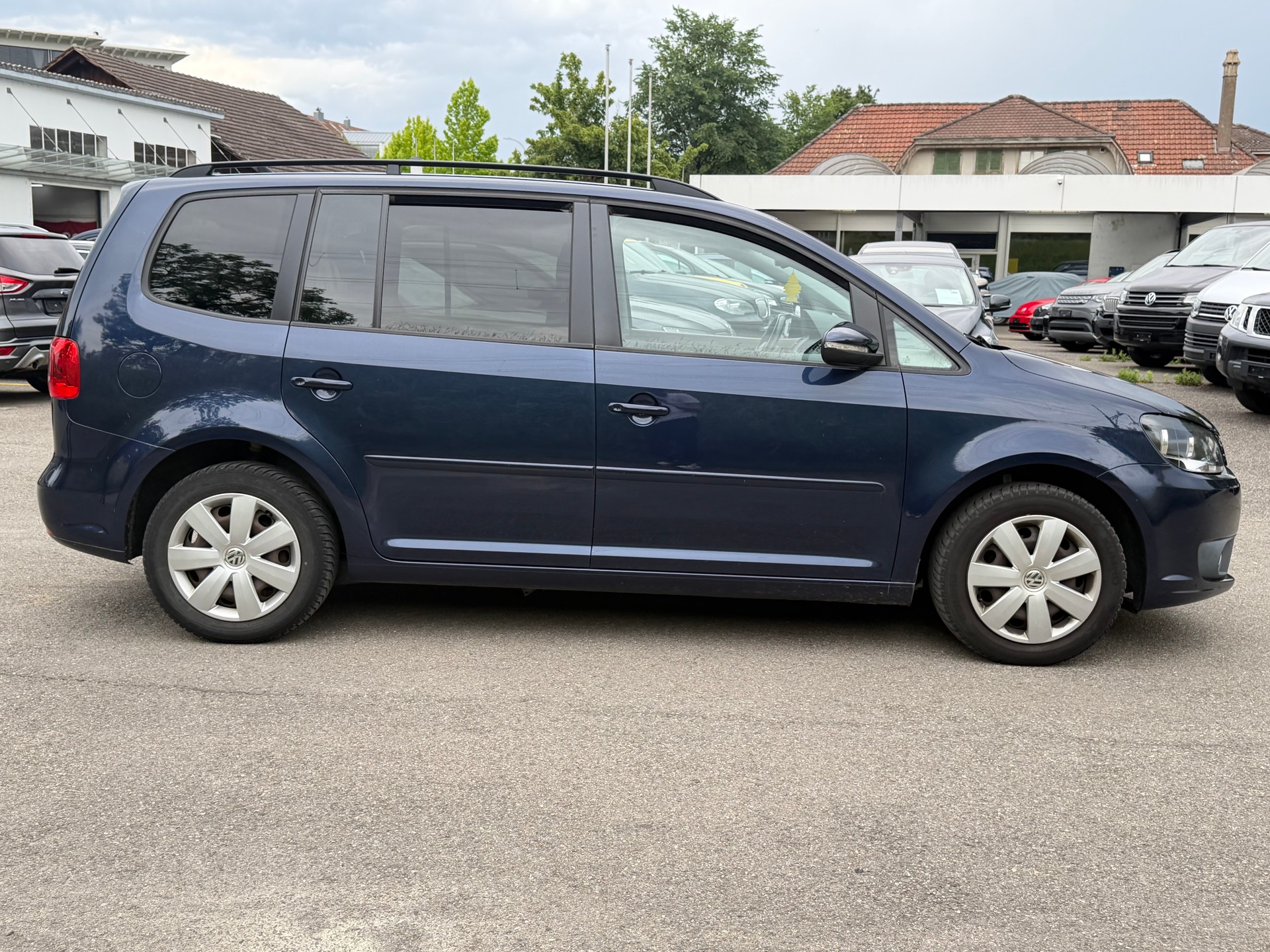 VW Touran 1.6 TDI BMT Comfortline DSG-image-1