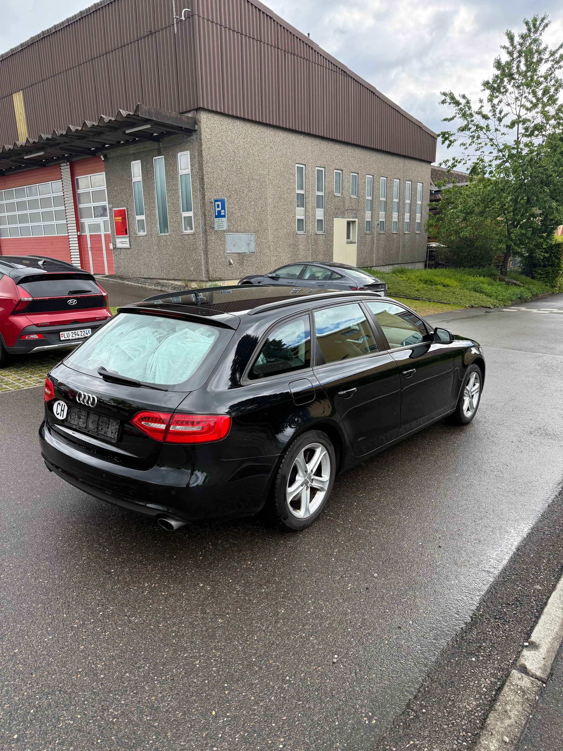 AUDI A4 Avant 2.0 TFSI quattro s-tronic-image-4
