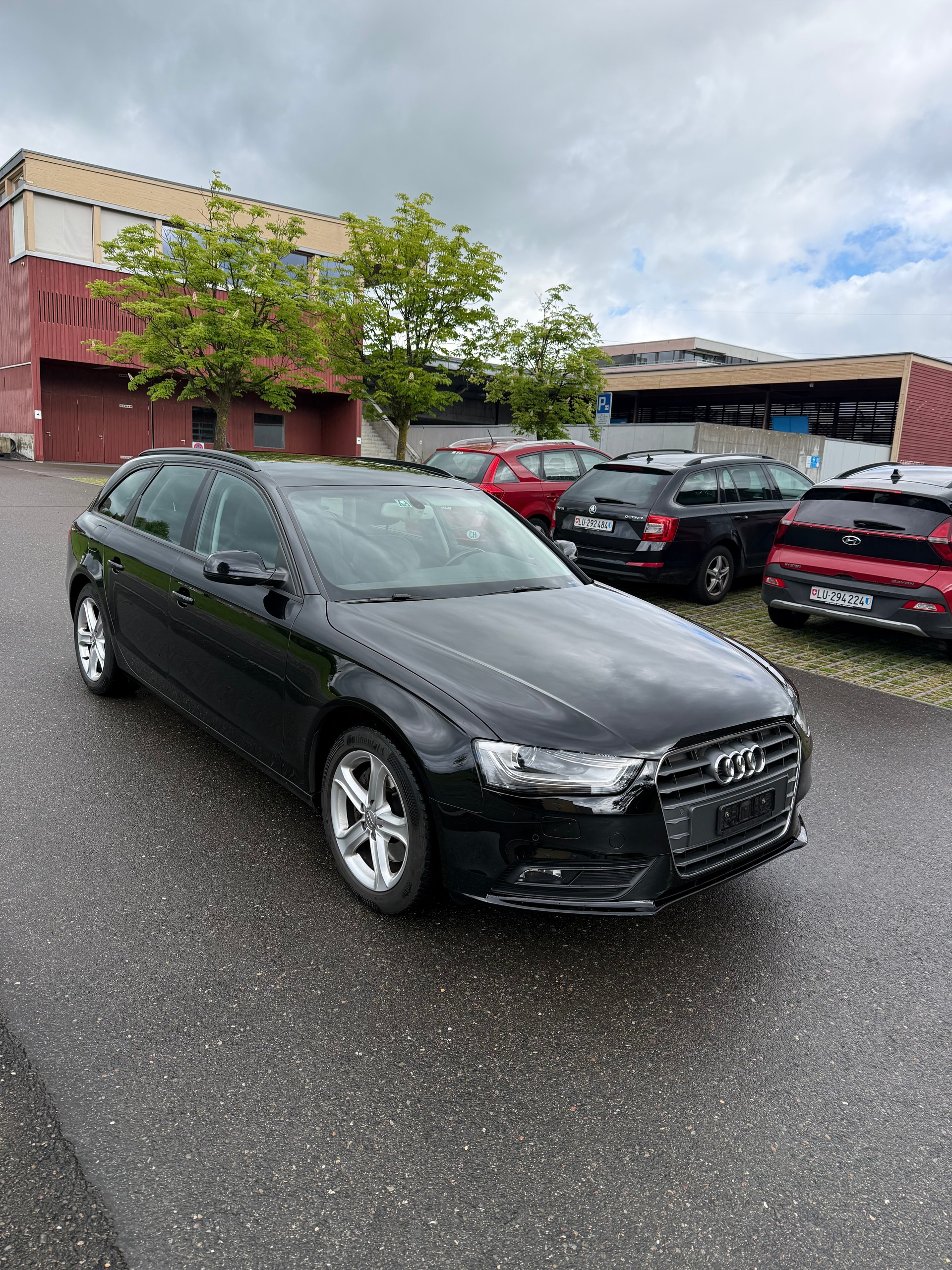 AUDI A4 Avant 2.0 TFSI quattro s-tronic-image-1